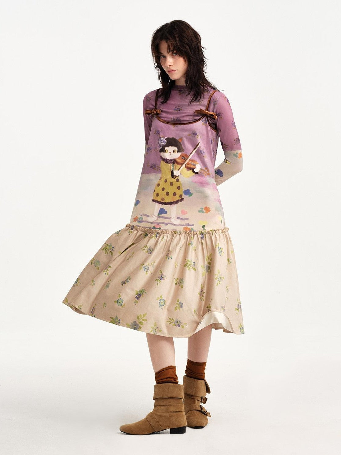 OuttheBlue Cat Playing Print Round Neck Slim Fit Women&