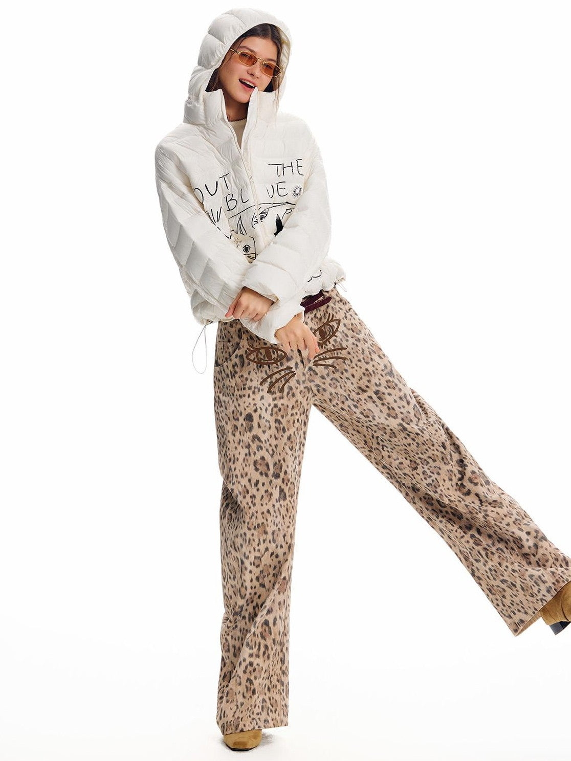 OuttheBlue Cat Print Loose Short Women&