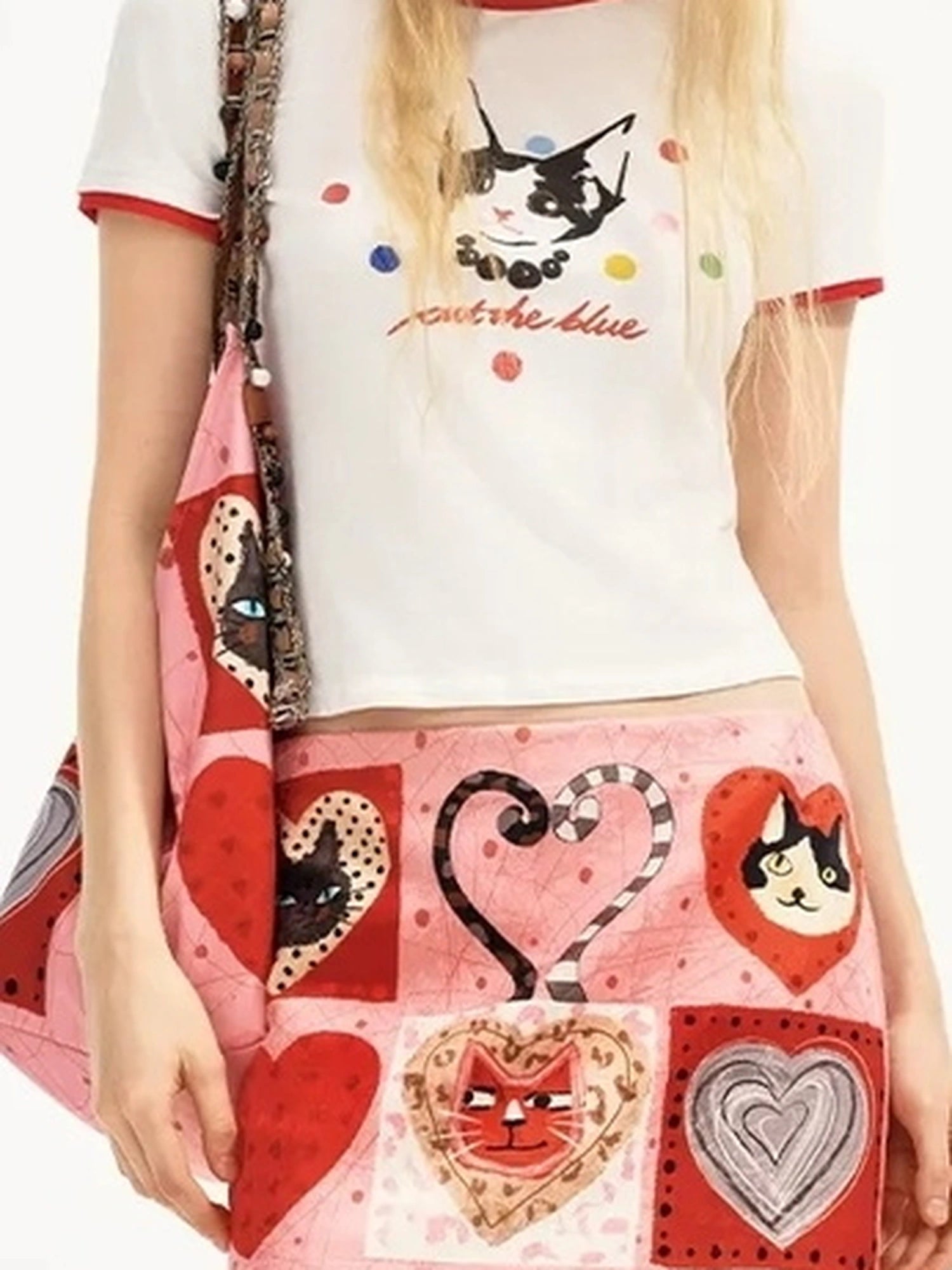 OuttheBlue Cat With Pearl Necklace Summer Contrast Color T-shirt