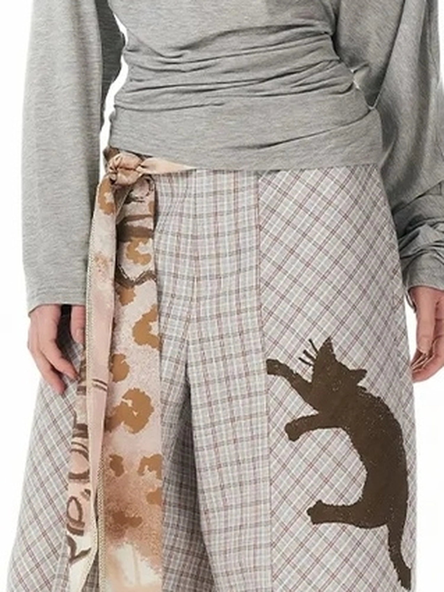 OuttheBlue Classic Plaid Wide Leg Trousers With Curved Hem