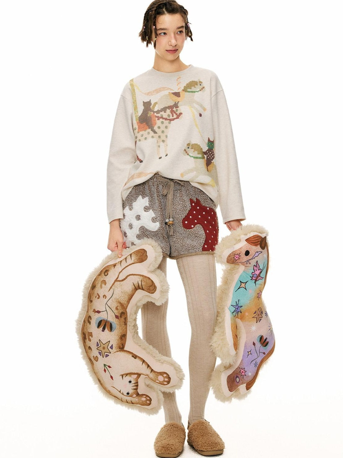 OuttheBlue Cute Cartoon C Shaped Printed Polyester Neck Pillow Home Office Bedroom Jewelry