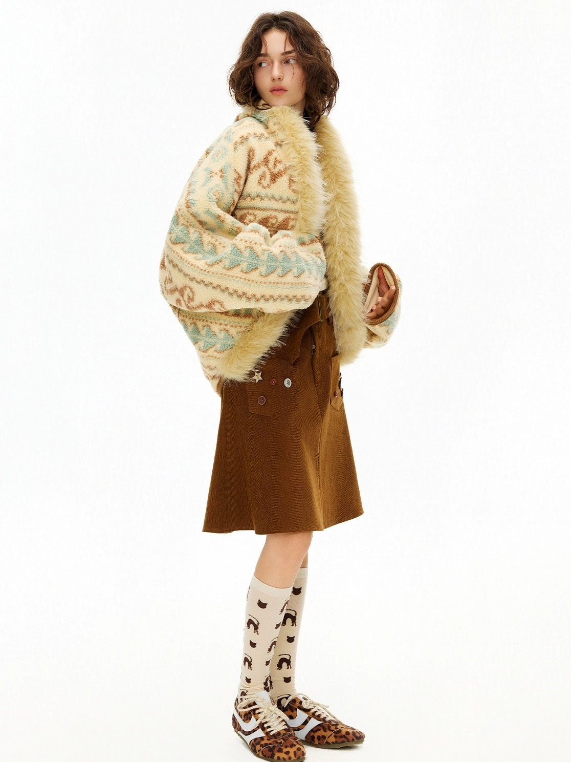 OuttheBlue Faux Fur Collar Loose Fit Casual Mid Length Geometric Women Polyester Jacket