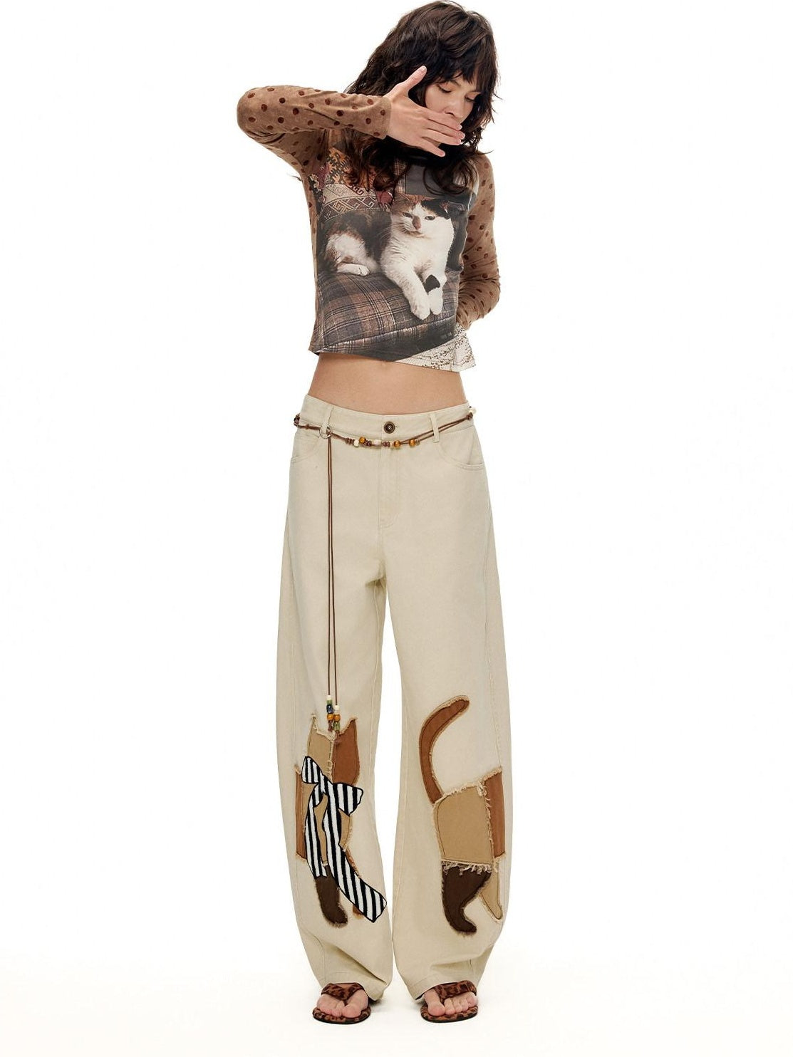 OuttheBlue Flocked Sleepy Cat Polka Dot Slim Fit Raglan Crewneck Women Long Sleeve T-Shirts