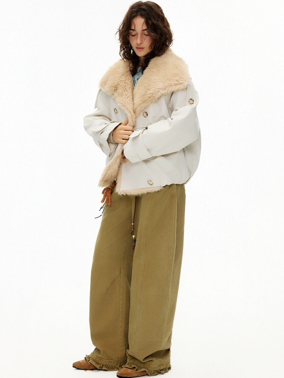 OuttheBlue Fur Collar Single Breasted Regular Fit Long Sleeve Women Light Beige Jacket