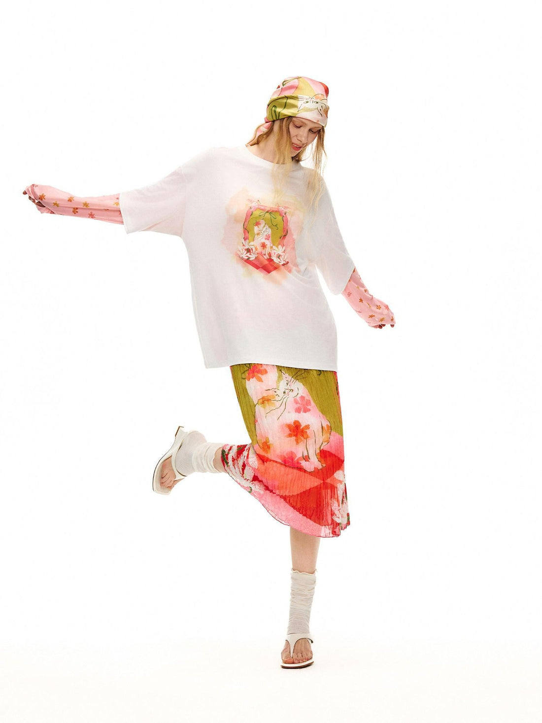OuttheBlue High Waist Pleated Printed Loose Fit Women Cat Secret Garden Midi Skirts