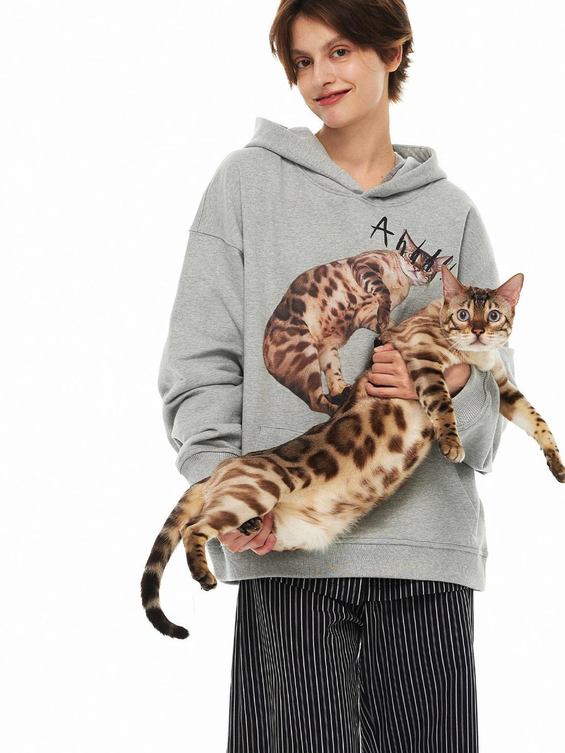 OuttheBlue Lazy Leopard Hoodie 
V-Neck T-Shirt 
Long-Sleeve Hoodie 
Long-Sleeve T-Shirt 
Short-Sleeve T-Shirt 
Long-Sleeve Hoodie 
Long-Sleeve T-Shirt 
Short-Sleeve T-Shirt 
Long-Sleeve Hoodie 
Long-Sleeve T-Shirt