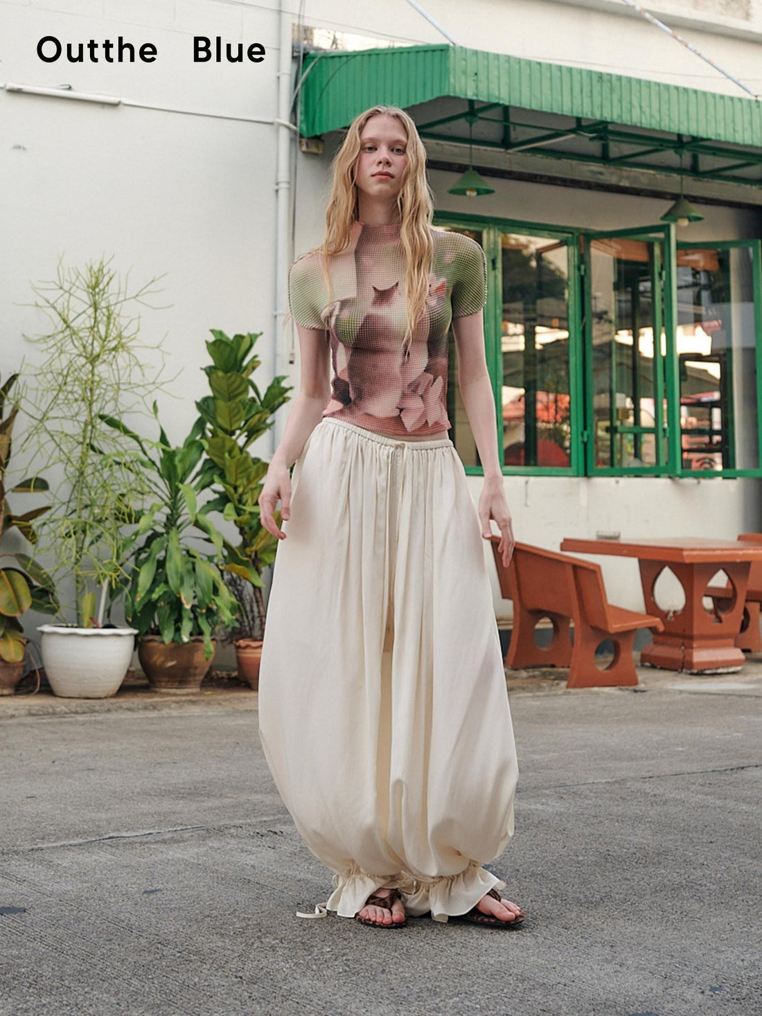 OuttheBlue Mid High Waist Casual Lantern Style Women Beige Polyester Blend Wide-Leg Pants