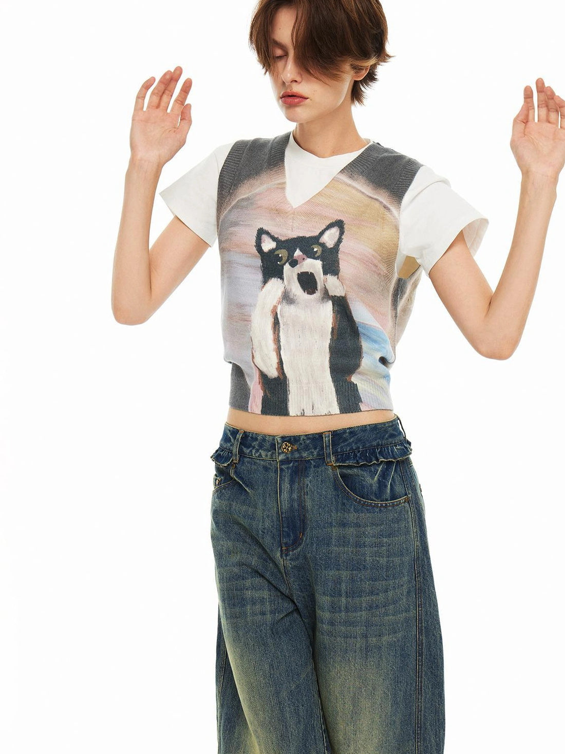 OuttheBlue Out The Blue V-neck Knitted Vest With Cat Print
