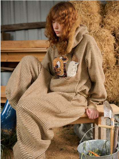 OuttheBlue Retro Striped Cat Patch Embroidered Faux Fur Trim Women&