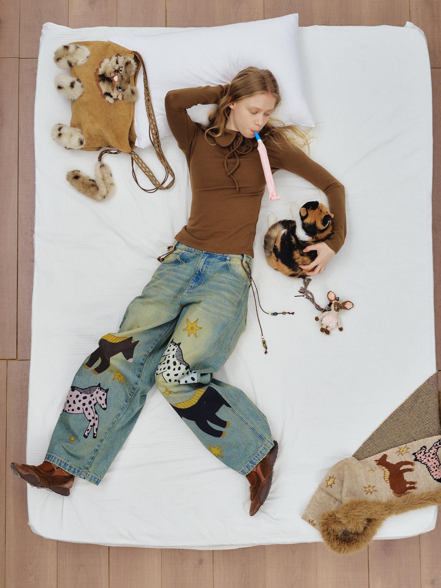 OuttheBlue Retro Washed Animal Print Wide Leg Mid Rise Stretch Women Jeans