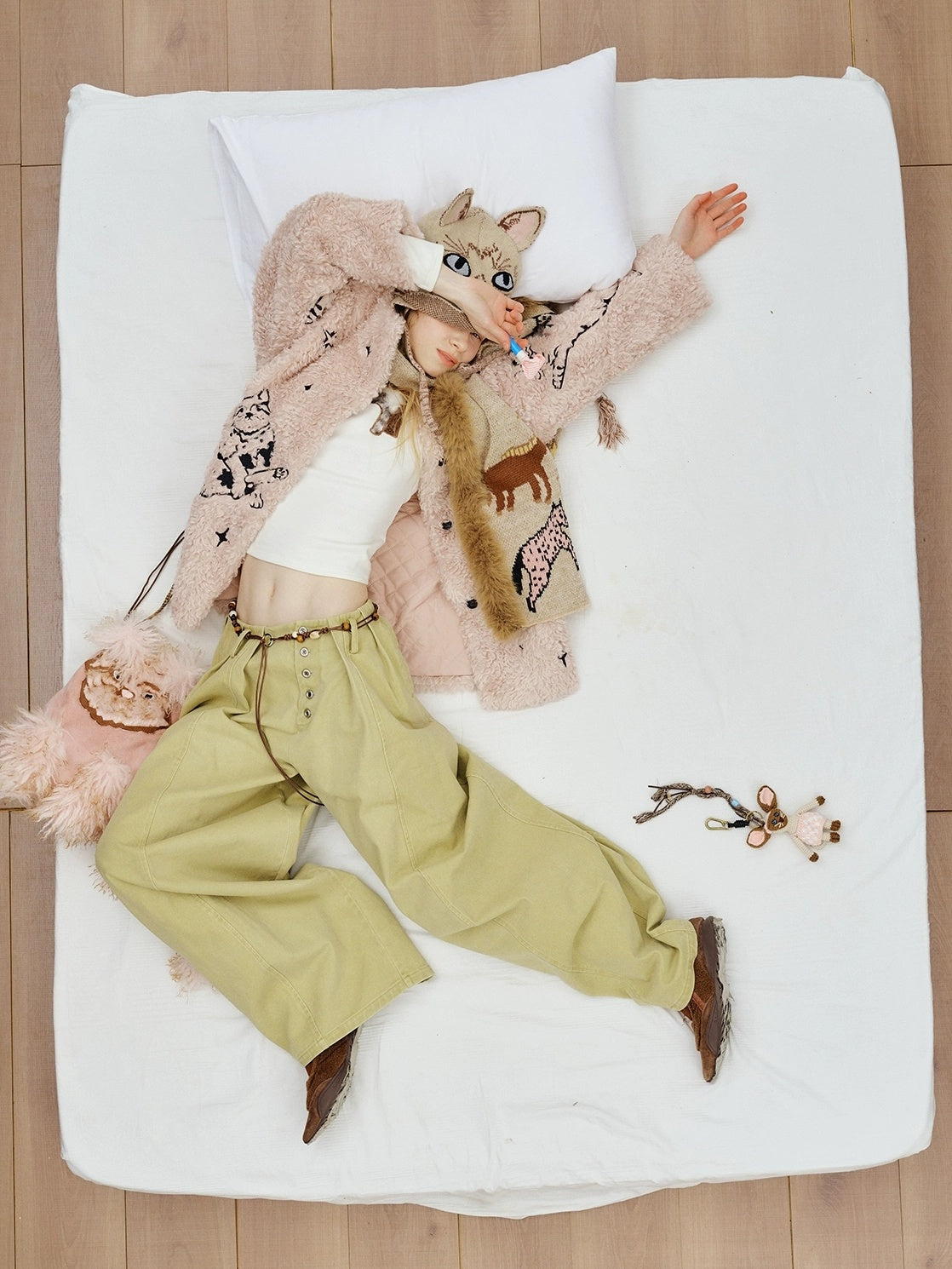 OuttheBlue Thick Cotton Padded Embroidered Sweet Loose Fit Round Neck Dirty Pink Jacket