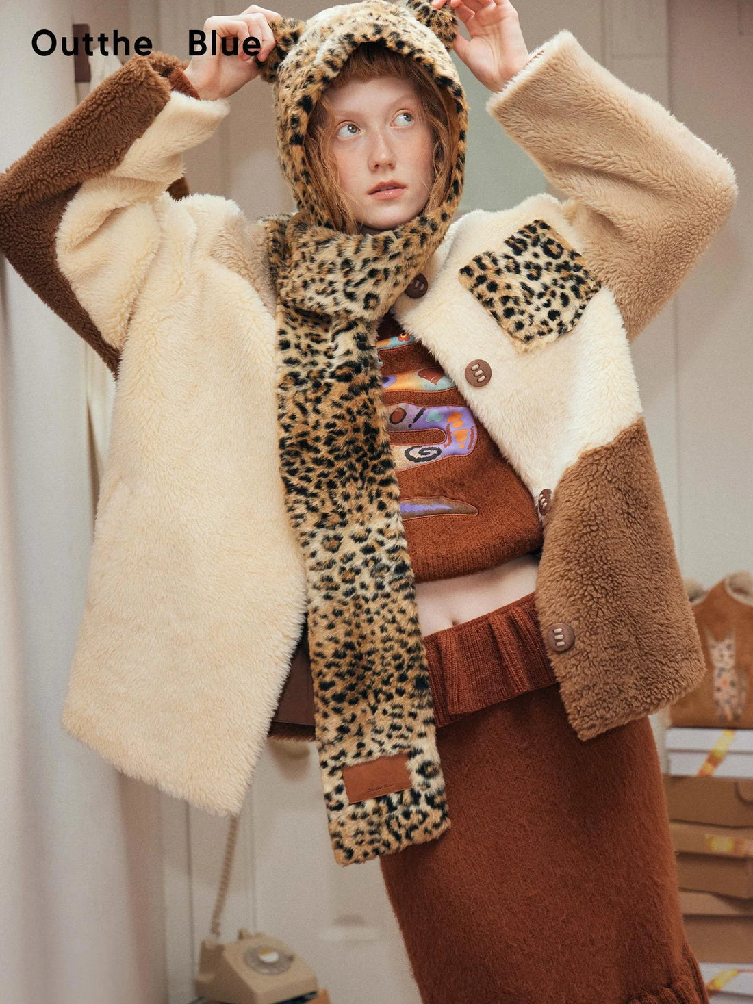 Three Tone Patchwork Shearling Coat V-neck T-shirt Long Sleeve