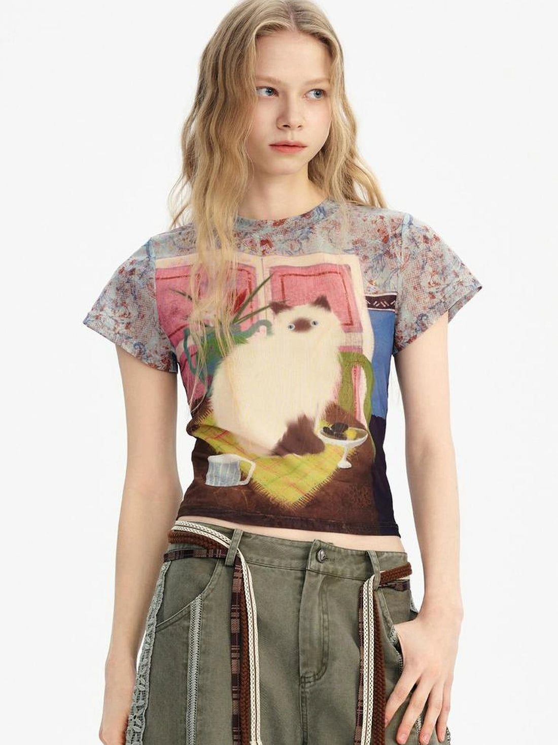 OuttheBlue Vintage Floral Cat Print Summer T-shirt
