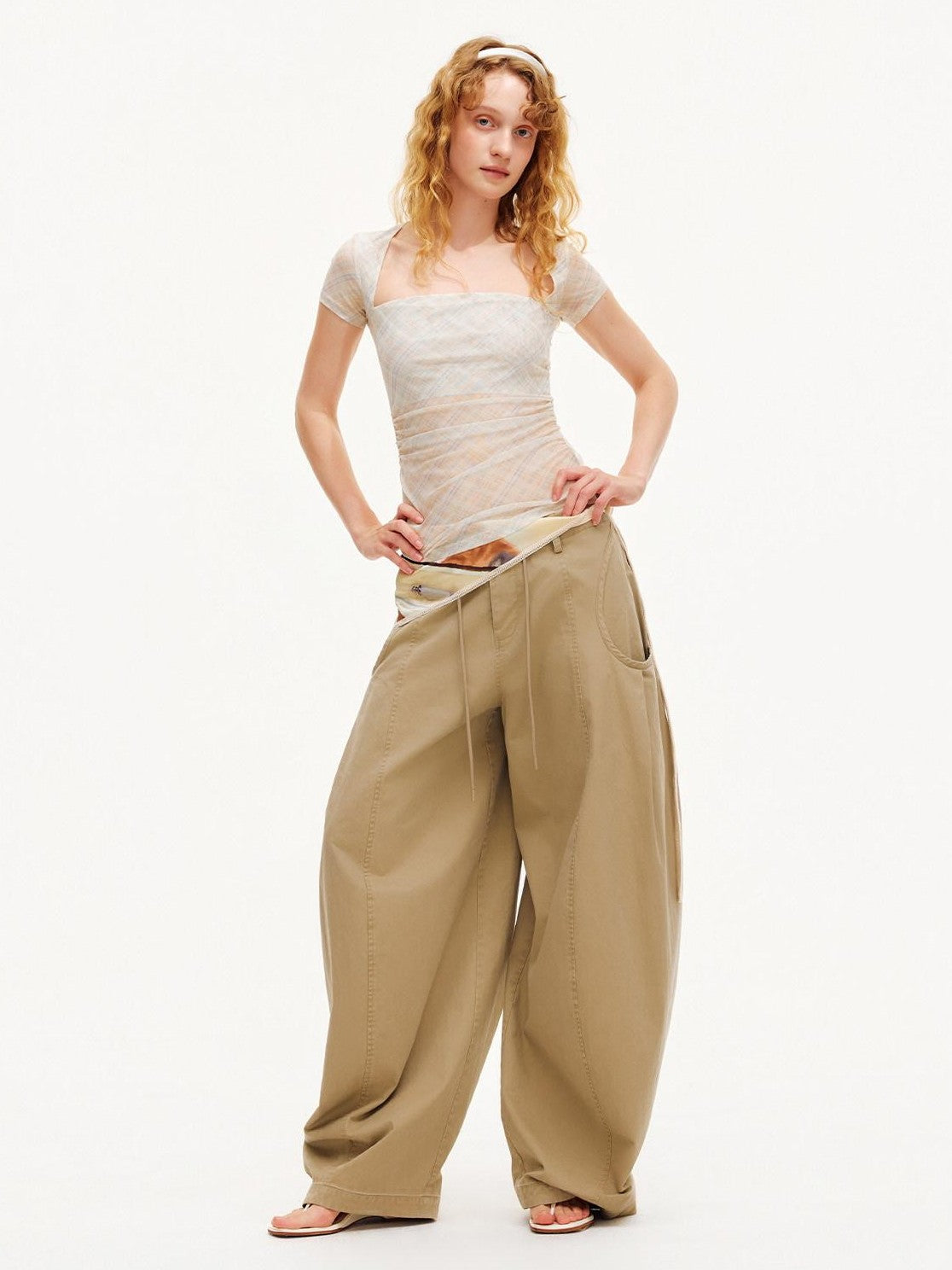 OuttheBlue Vintage Plaid Square Neck Slim Cropped Women&