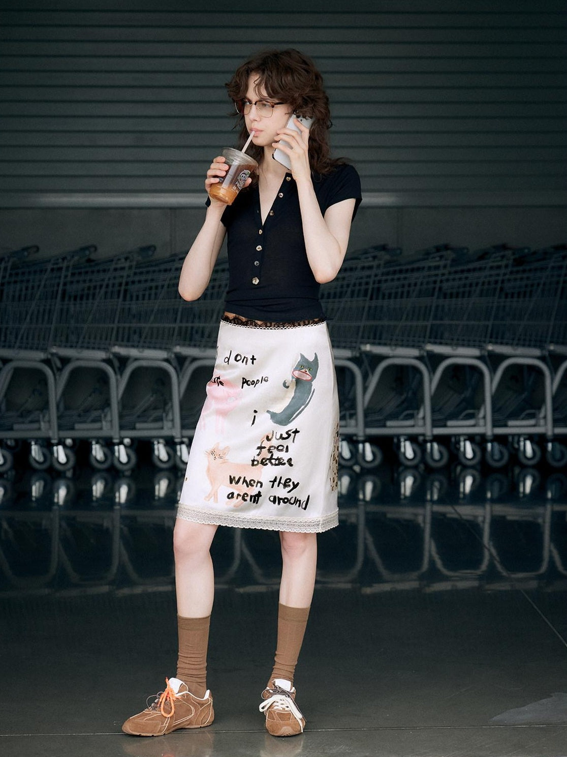 OuttheBlue Vintage Straight Mid Waist Animal Print Beige Polyester Women Casual Mini Skirts