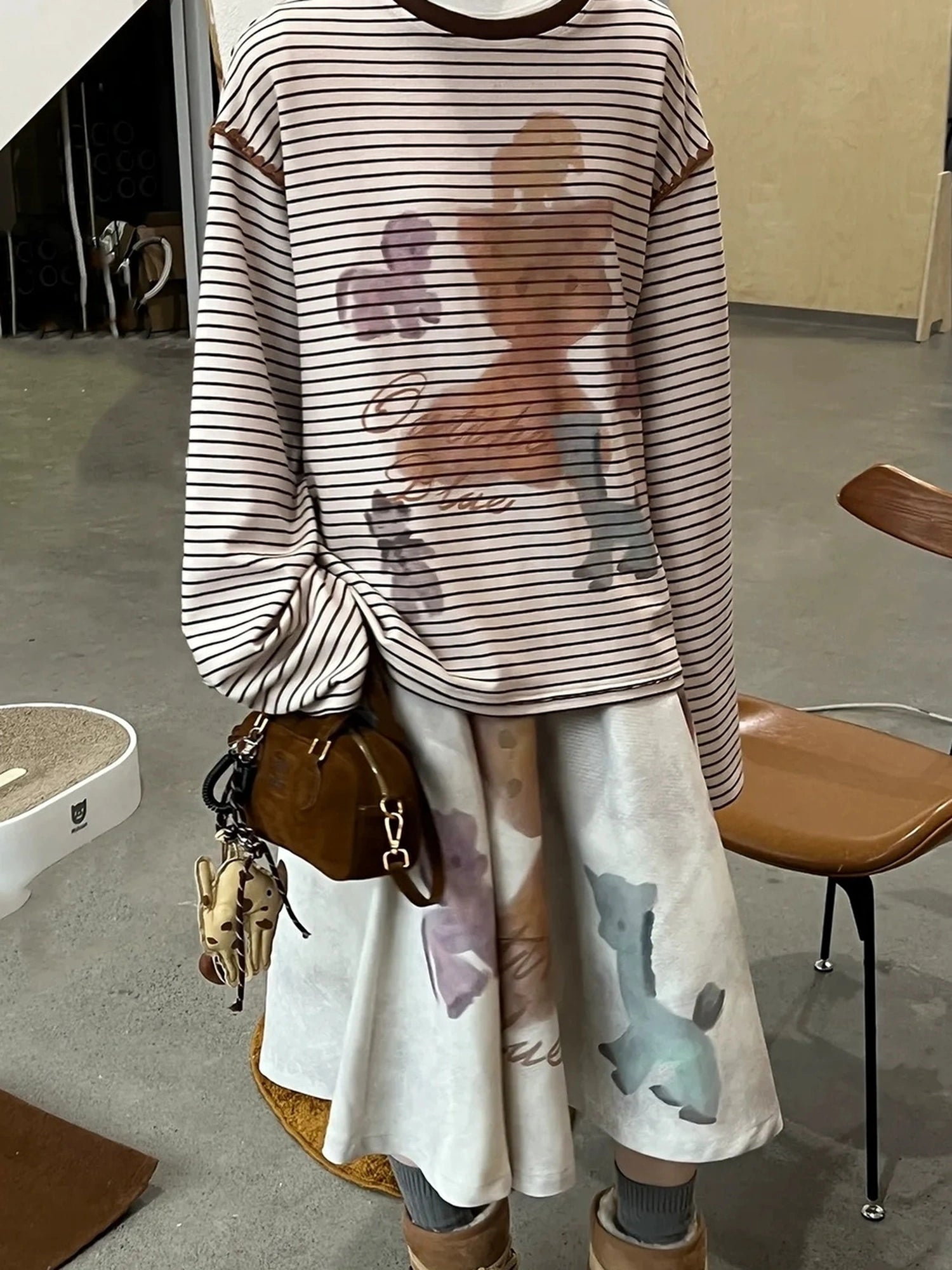 Vintage Stripe Cat Doll Paradise V-neck T-shirt Long Sleeve