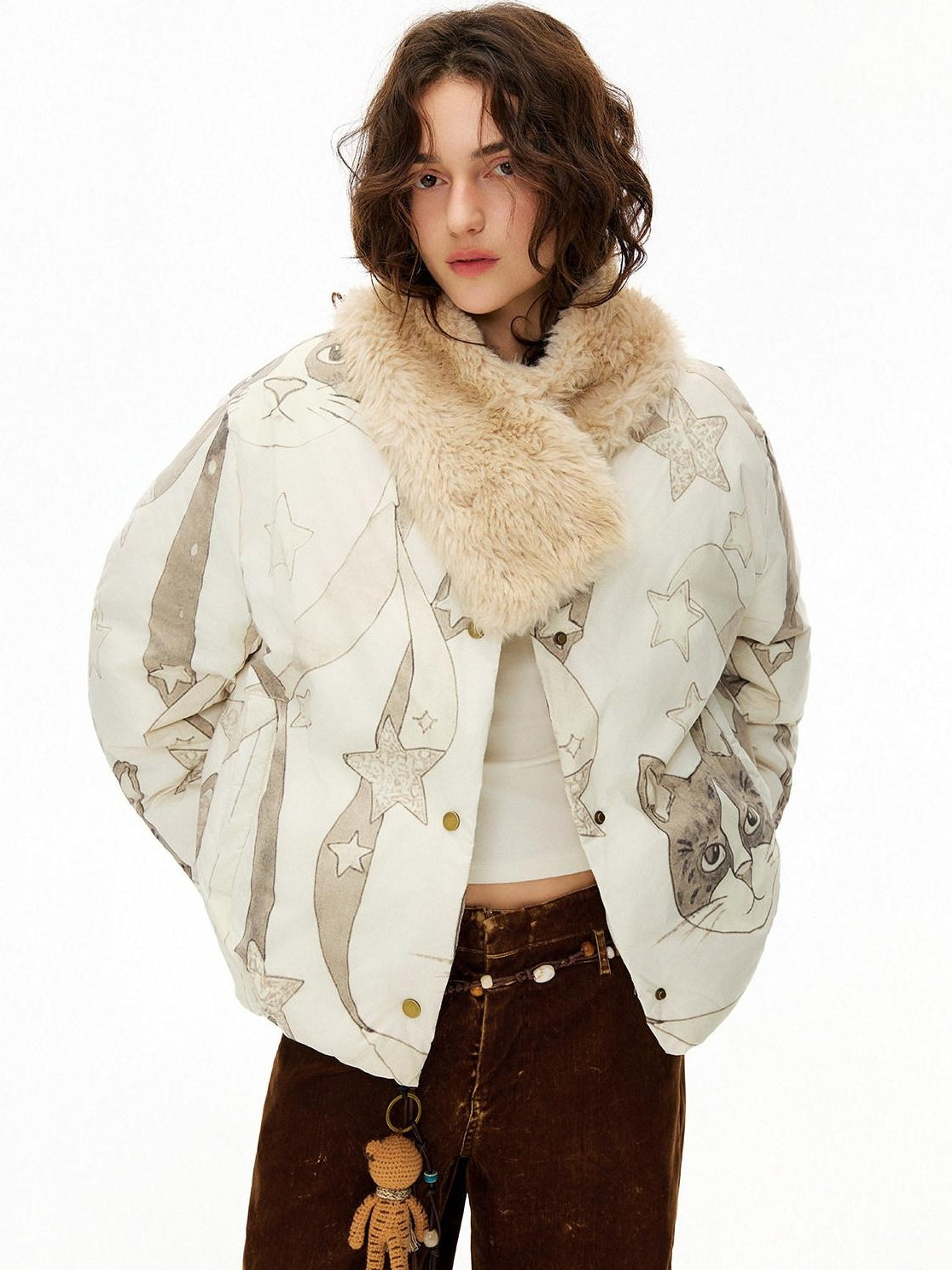 OuttheBlue Warm 90% Duck Down Short Cartoon Print Commuter Women Light Beige Down Jackets