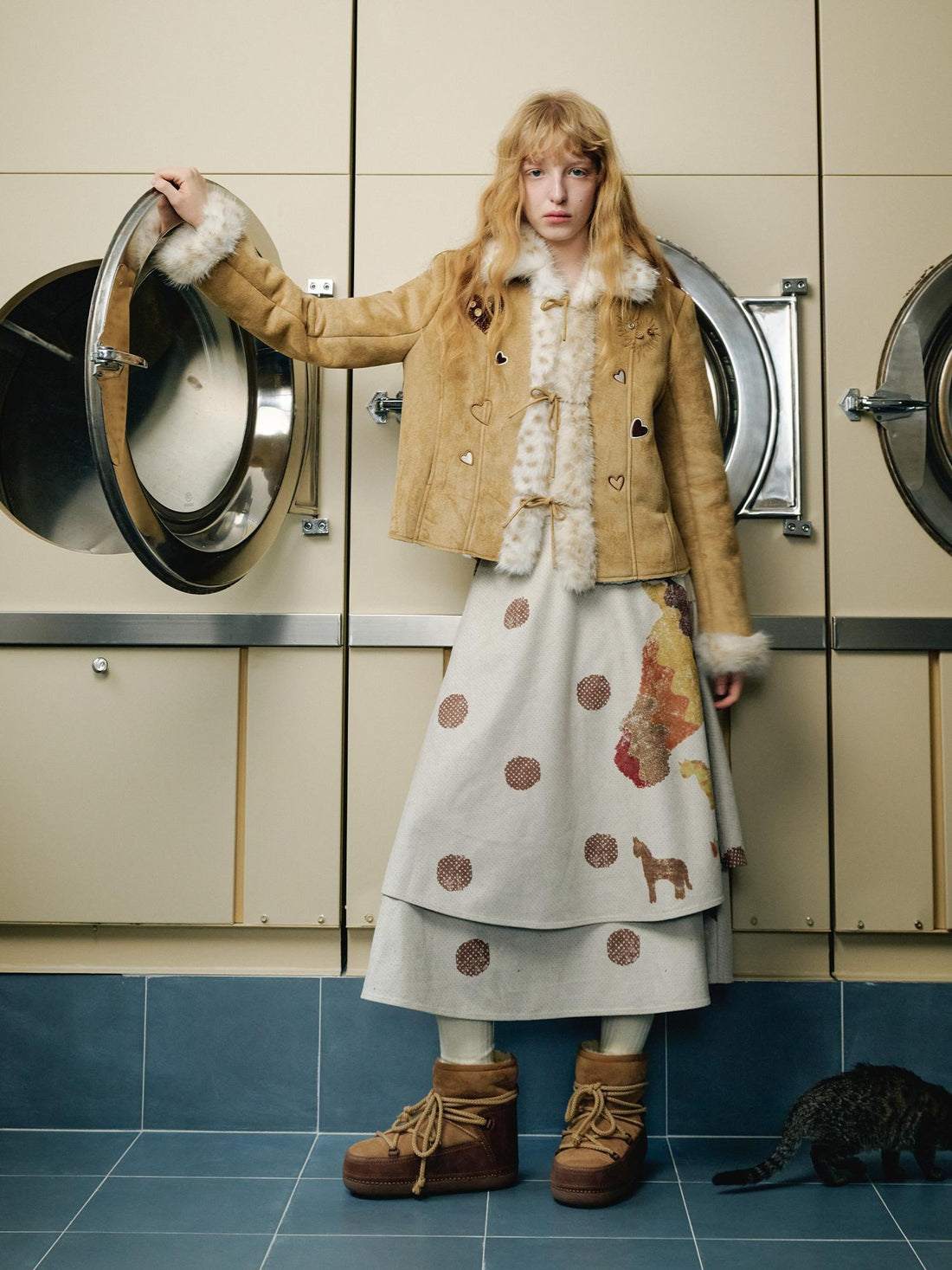 OuttheBlue Warm Casual Slim Faux Shearling Tie Waist Cropped Women Khaki Jacket