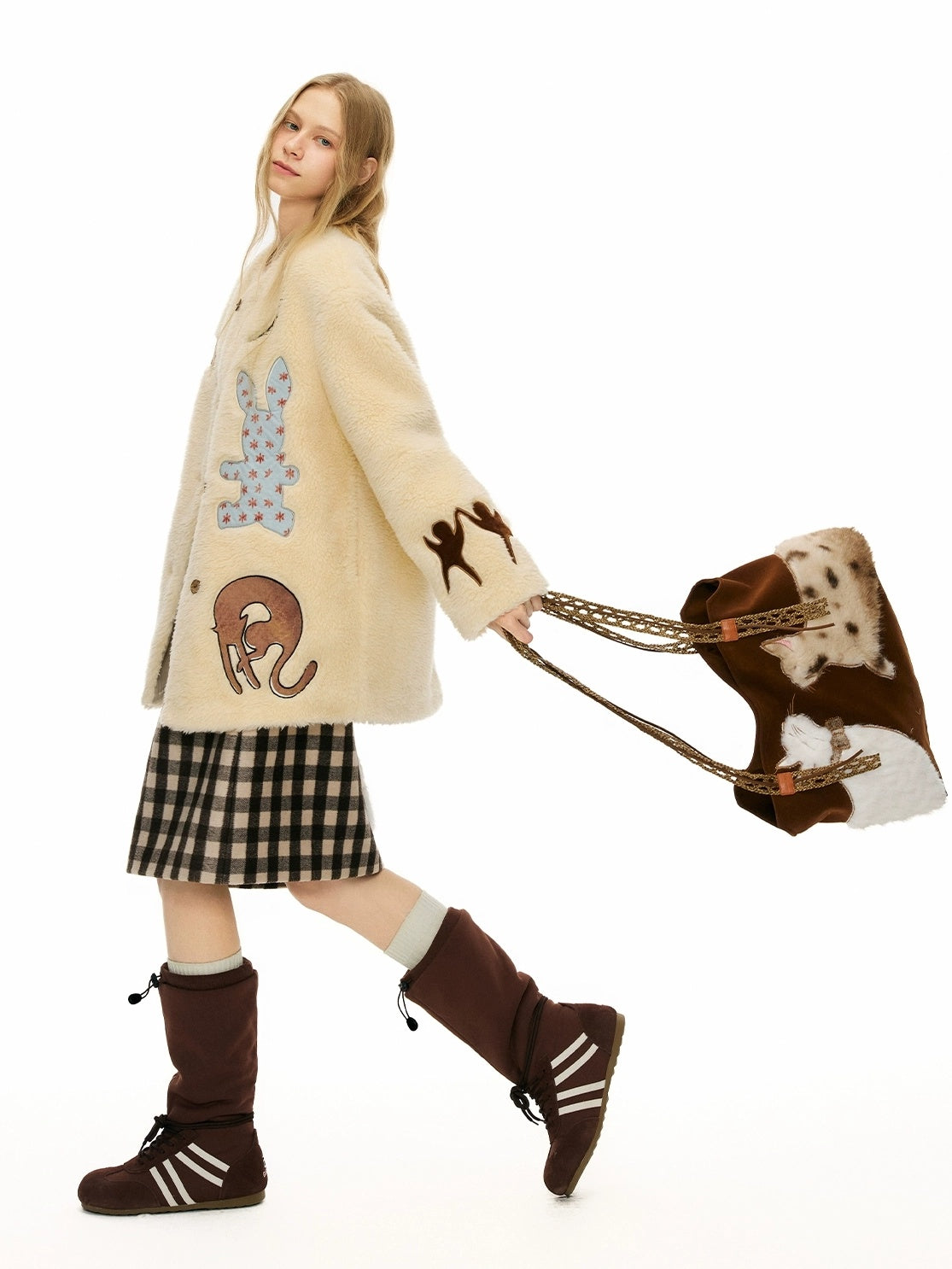 OuttheBlue Warm Thick Loose Fit Casual Buttoned Round Neck Animal Print Beige Women Jacket