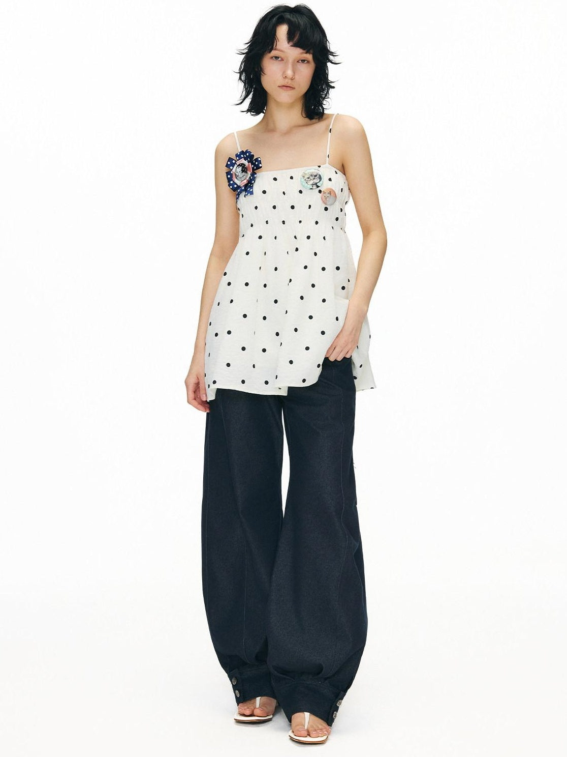 OuttheBlue Washed Cotton Relaxed Natural Waist Pocket Button Fly Women Navy Wide-Leg Jeans