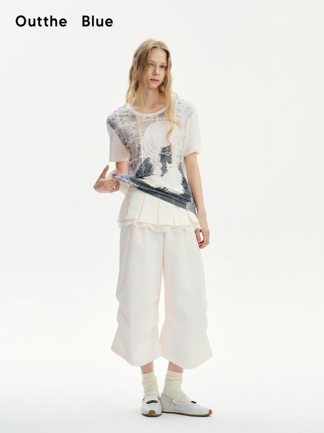 OuttheBlue Window Girl And Cat Printed Loose Women&