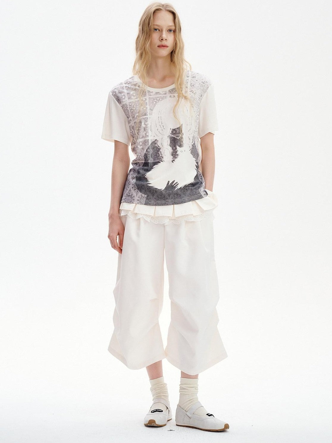 OuttheBlue Window Girl And Cat Printed Loose Women&