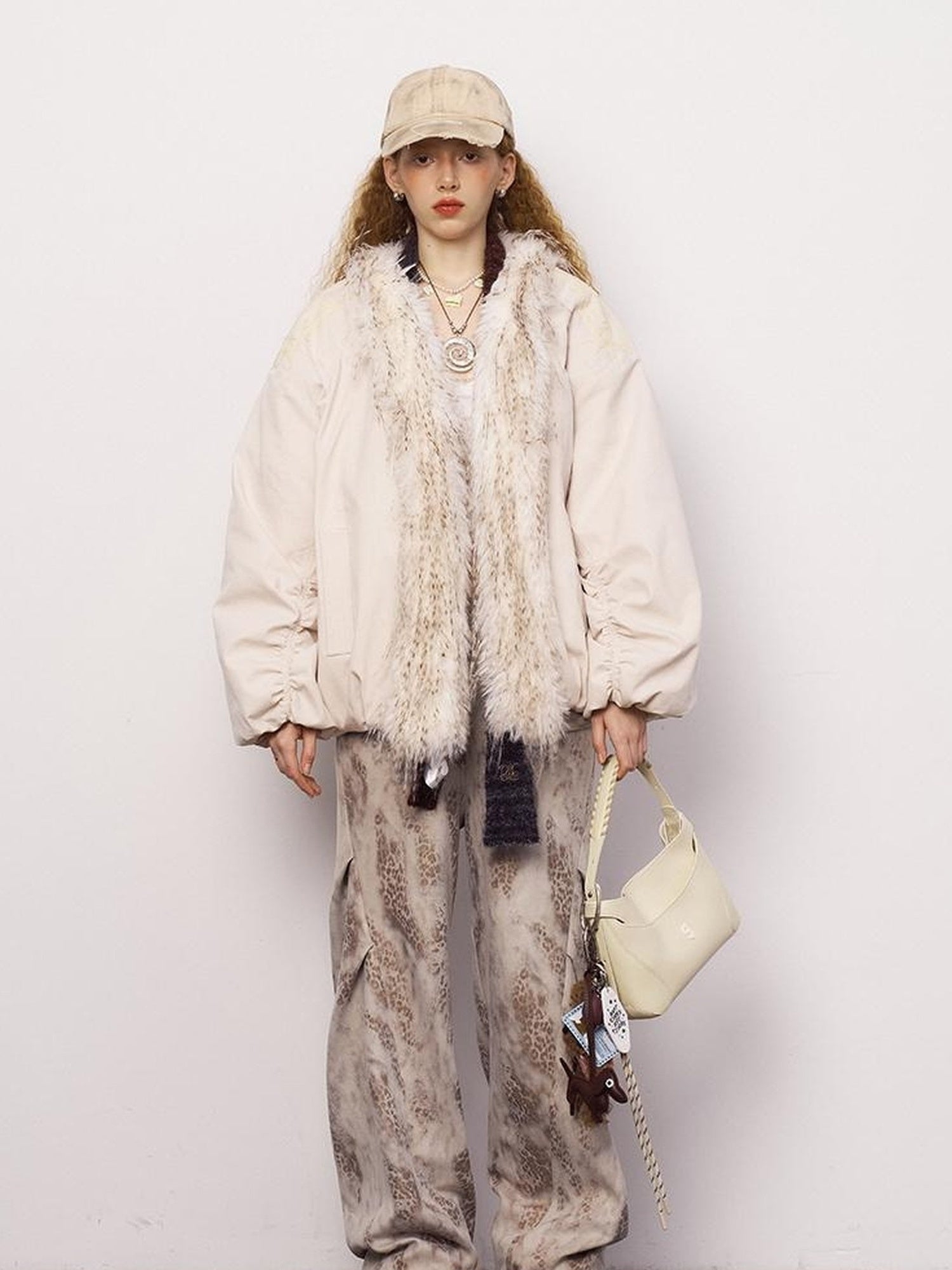 DIDDI MODA Oversized Embroidered Sun Puffer Jacket With Faux Fur Trim
