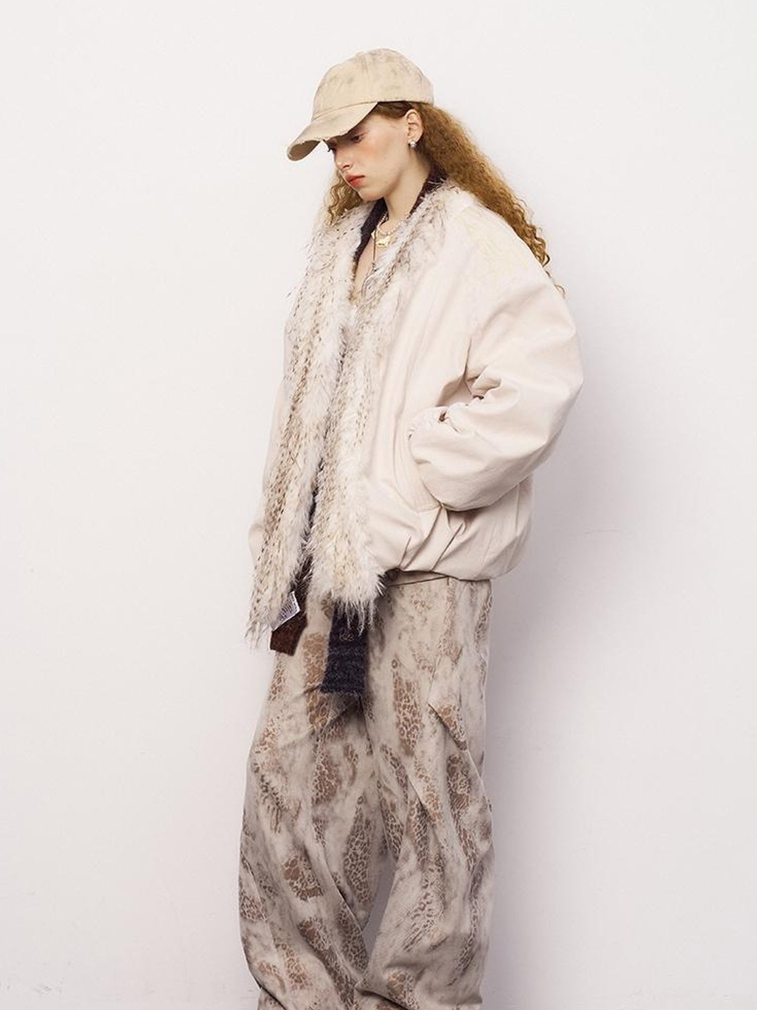 DIDDI MODA Oversized Embroidered Sun Puffer Jacket With Faux Fur Trim