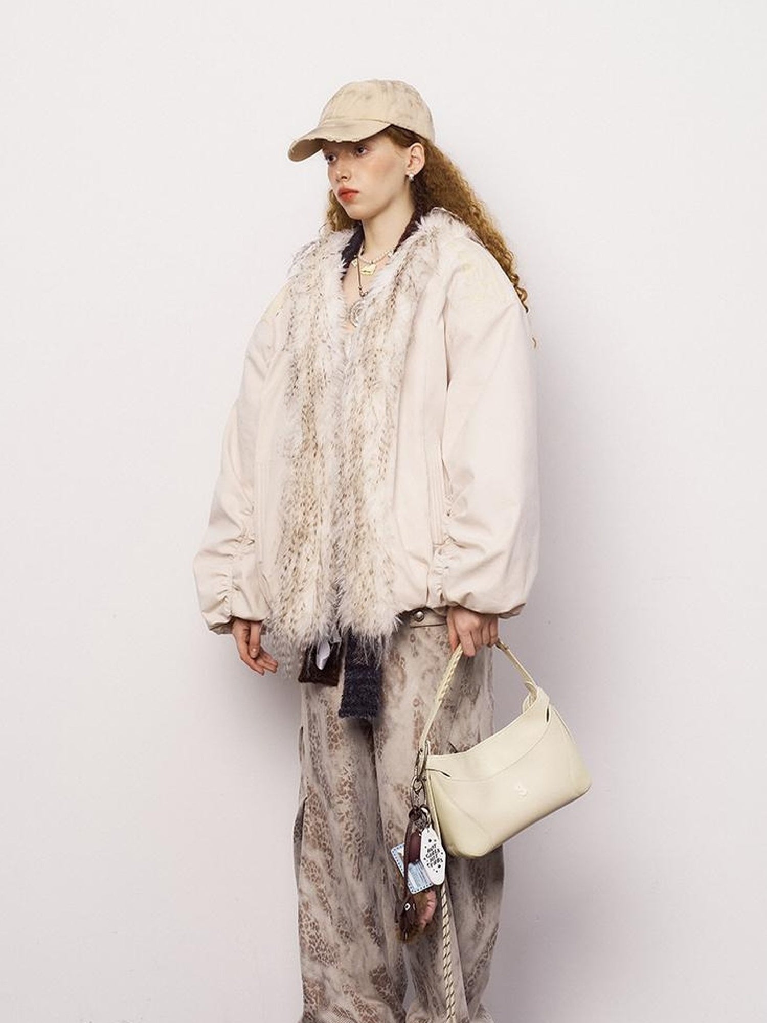 DIDDI MODA Oversized Embroidered Sun Puffer Jacket With Faux Fur Trim