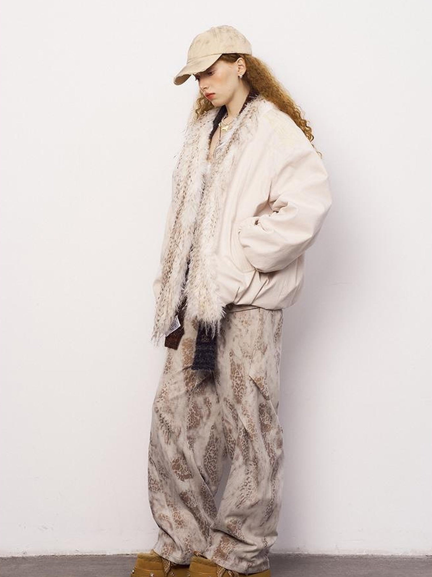 DIDDI MODA Oversized Embroidered Sun Puffer Jacket With Faux Fur Trim