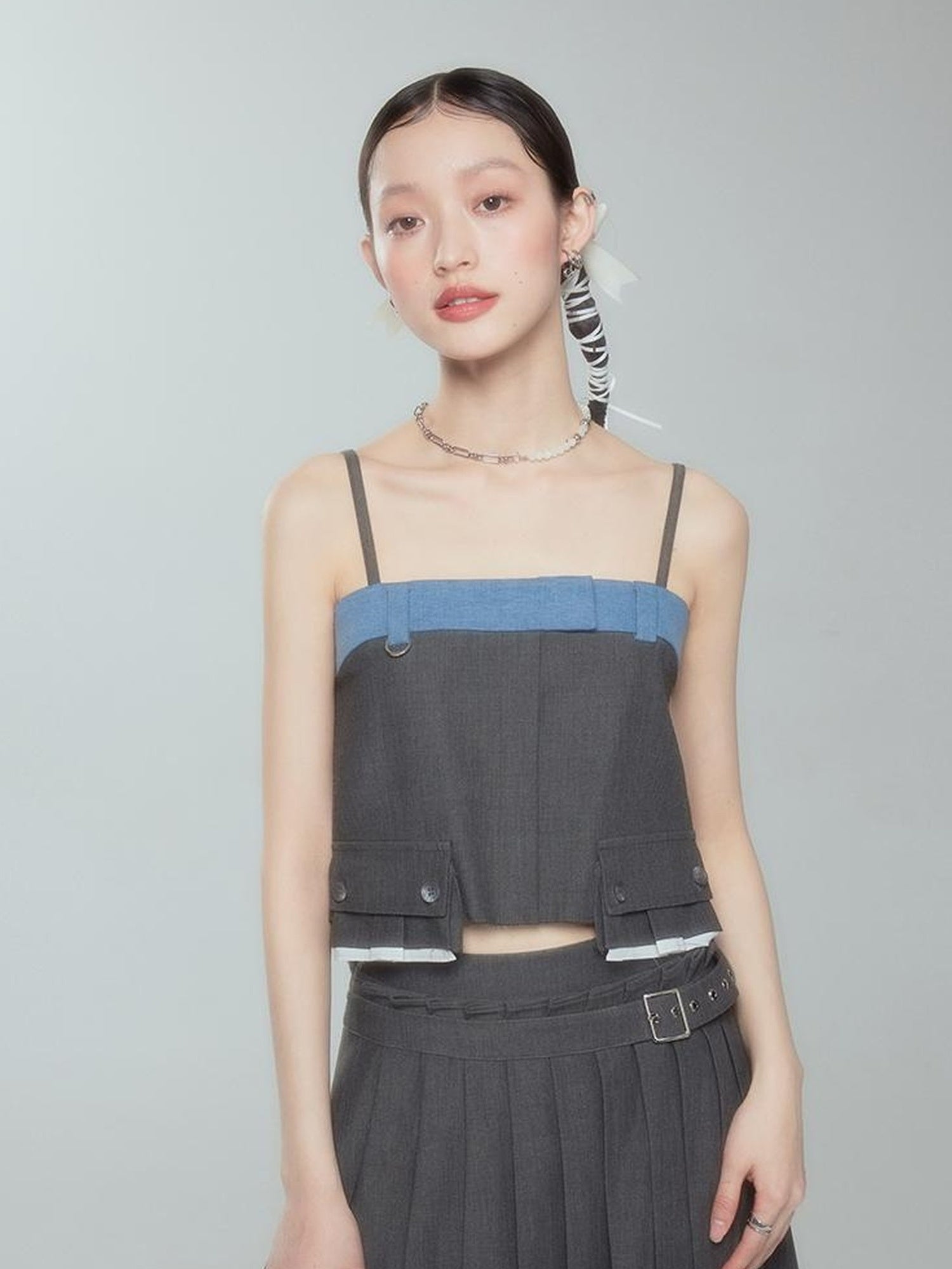 DIDDI MODA Oversized H Silhouette Waistband Short Jumpsuit With Lace Hem