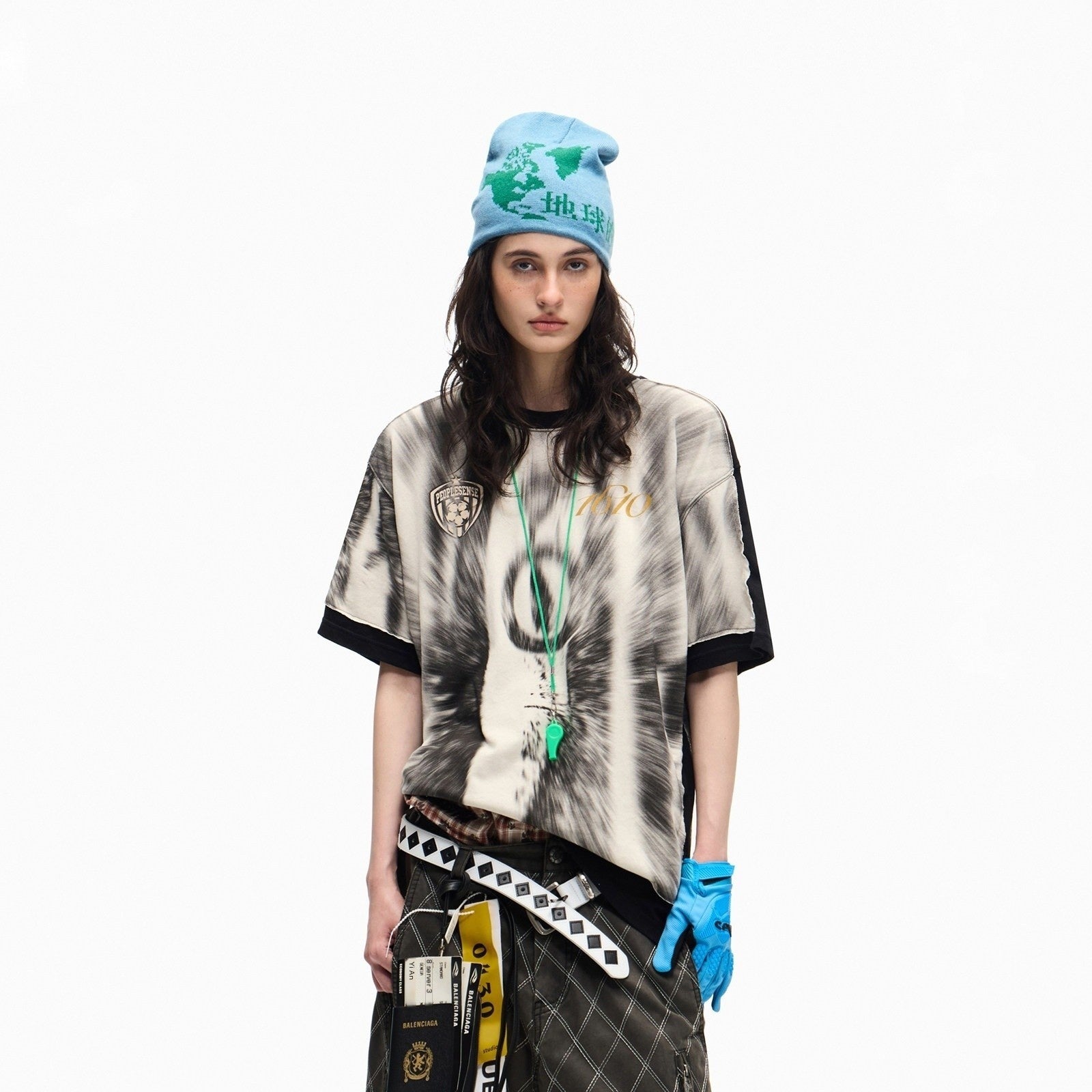 PEOPLESENSE_Black_White_Ombre_Badge_Print_Faux_Layered_Women&