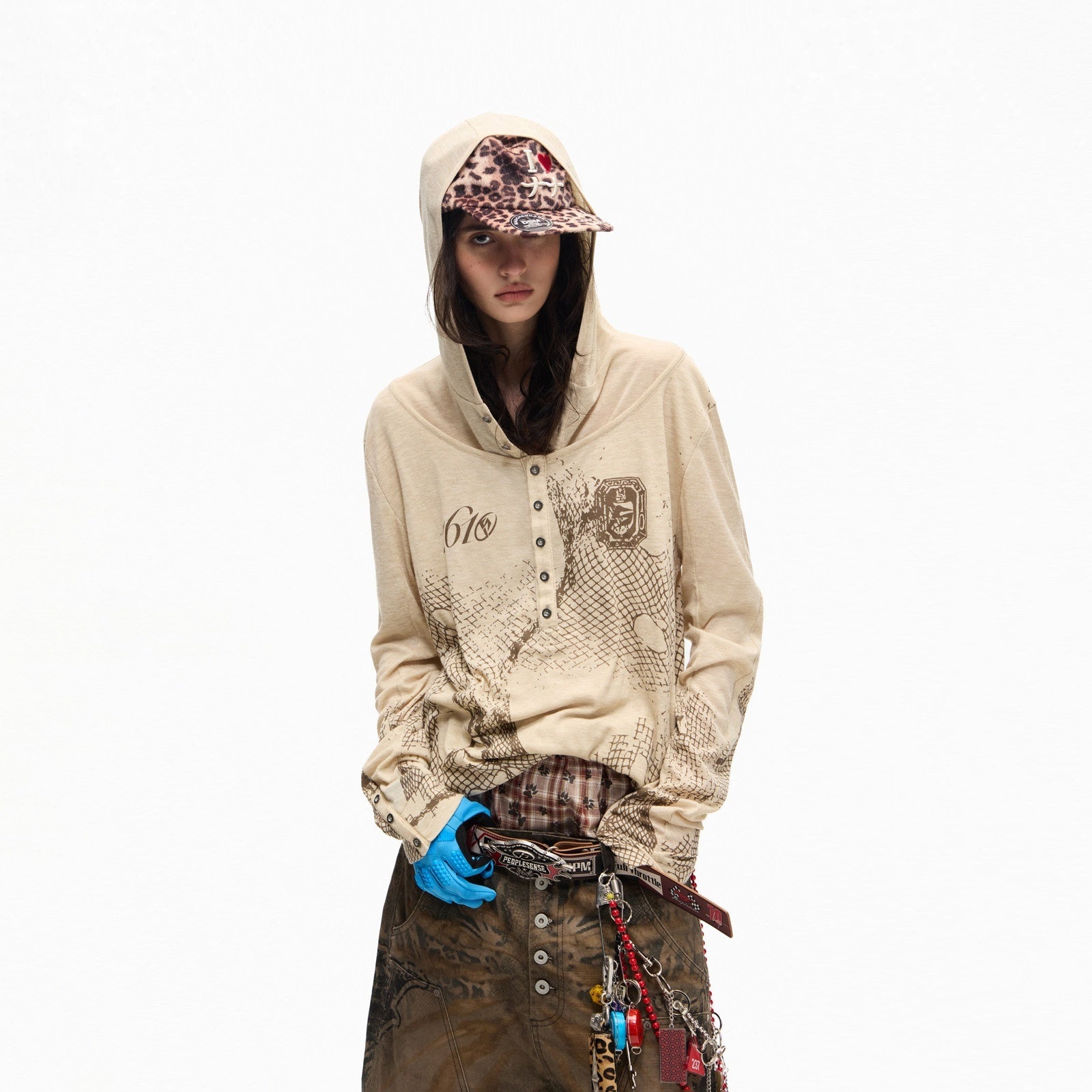 PEOPLESENSE_Deconstructed_Mesh_Distressed_Print_Henley_Collar_Women&