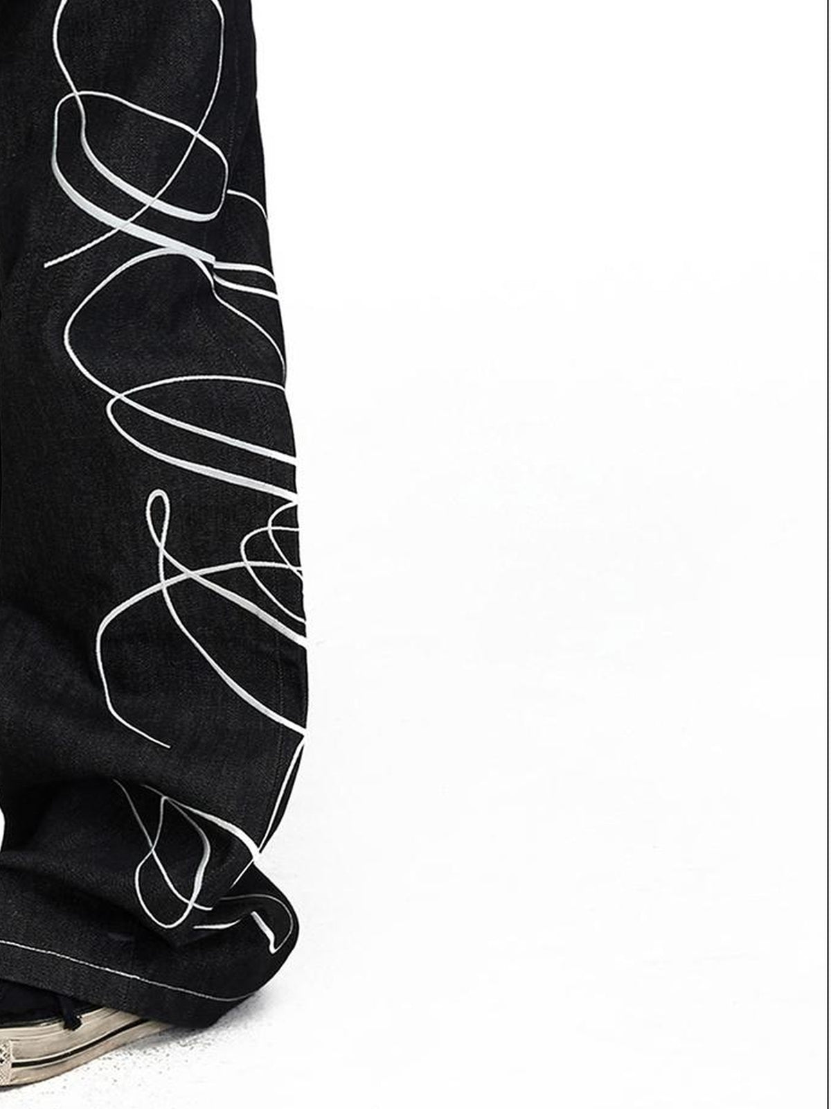 PEOPLESENSE Embroidered Chinese Knot Raw Denim Women&
