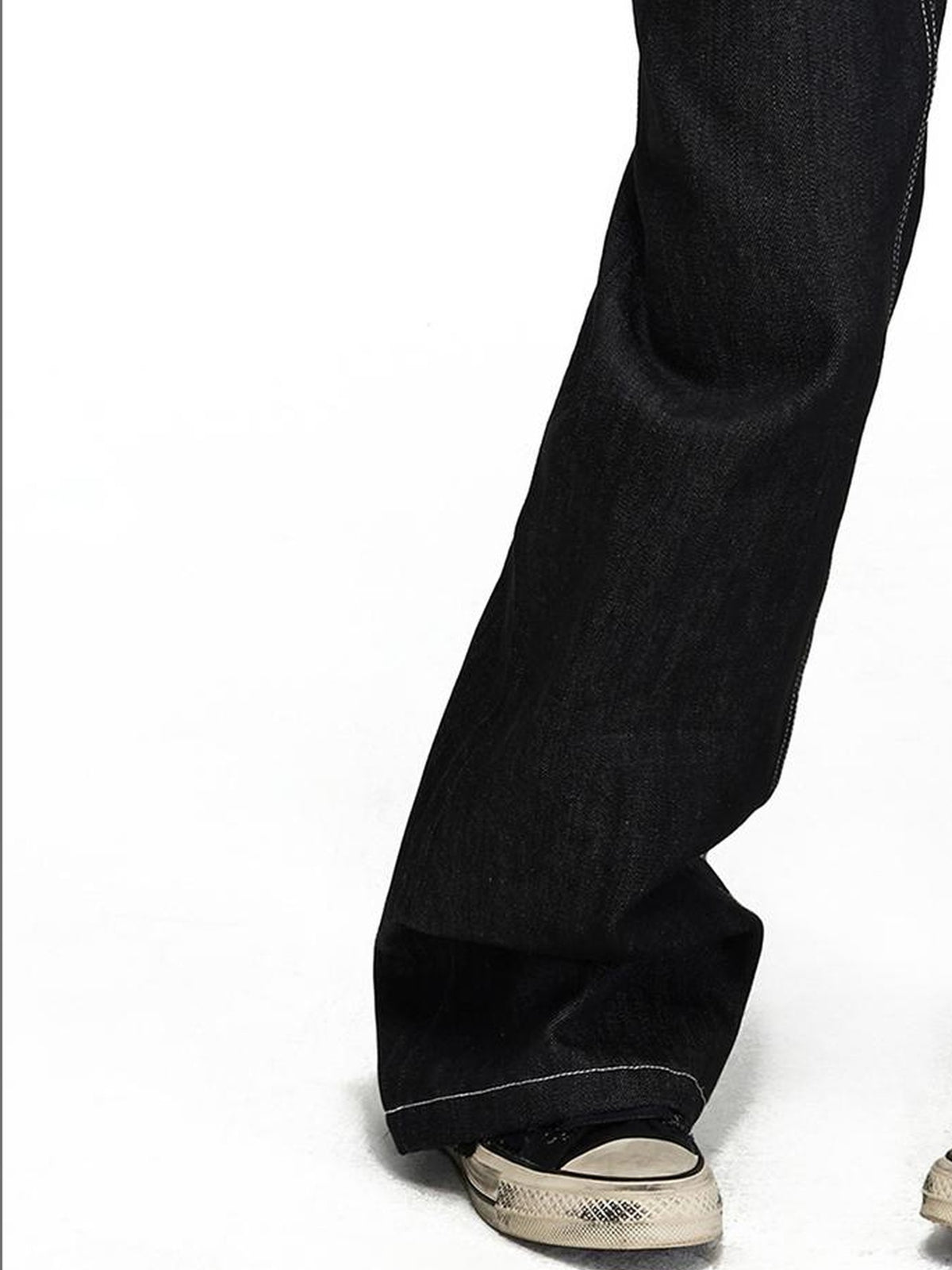 PEOPLESENSE Embroidered Chinese Knot Raw Denim Women&