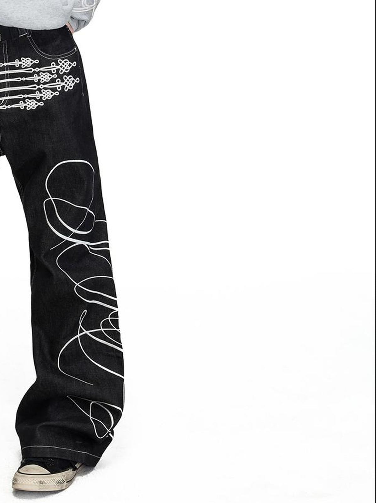 PEOPLESENSE Embroidered Chinese Knot Raw Denim Women&