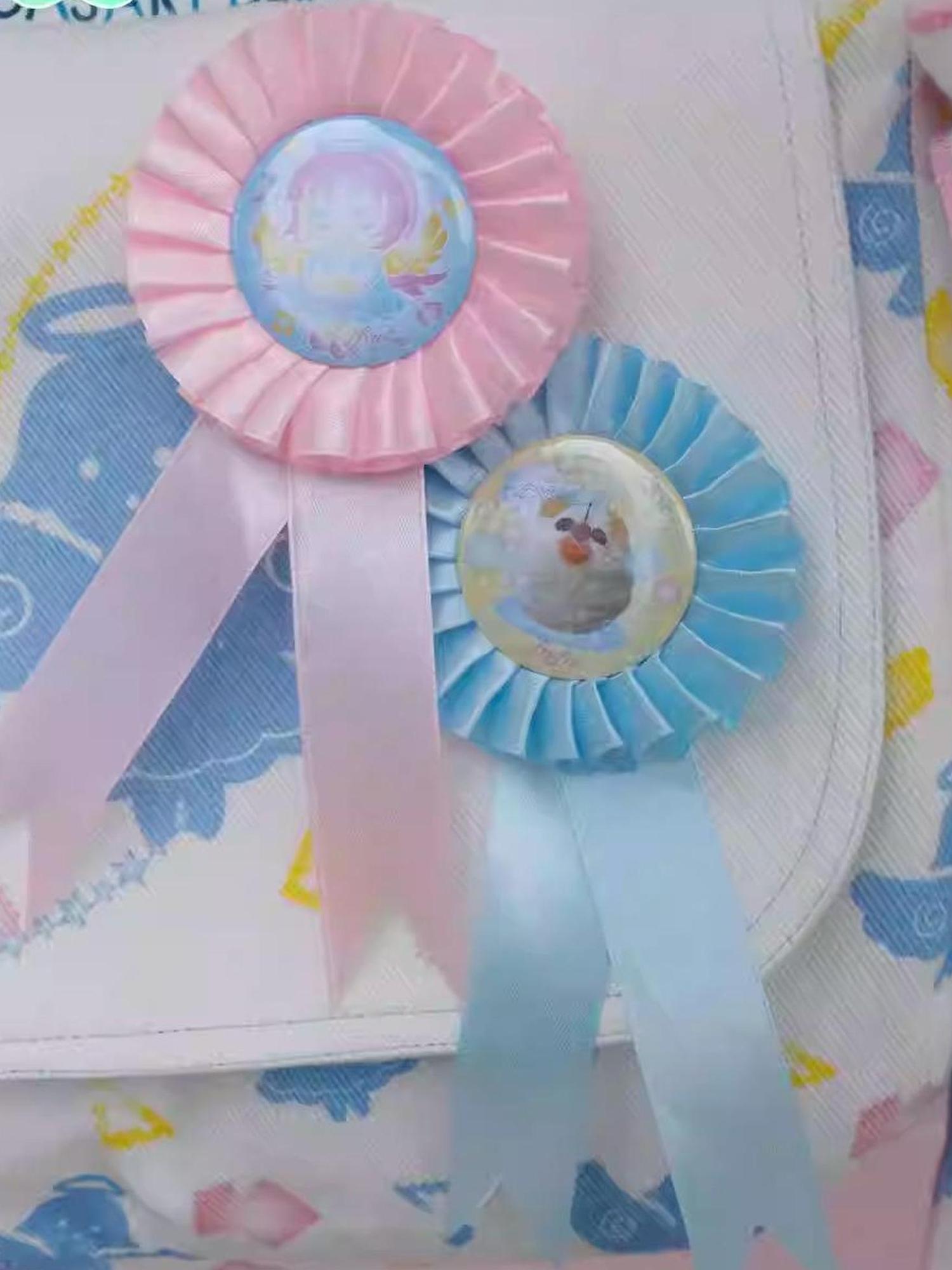 Frufru Gulu Pink Blue Four Leaf Clover Candy Pin Badge