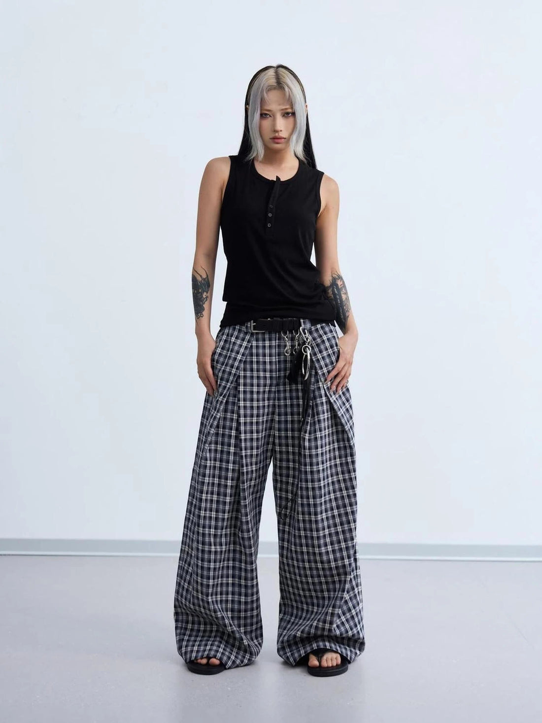 Pleated Plaid Wide Leg Pants Unisex Relaxed Fit Retro Trousers