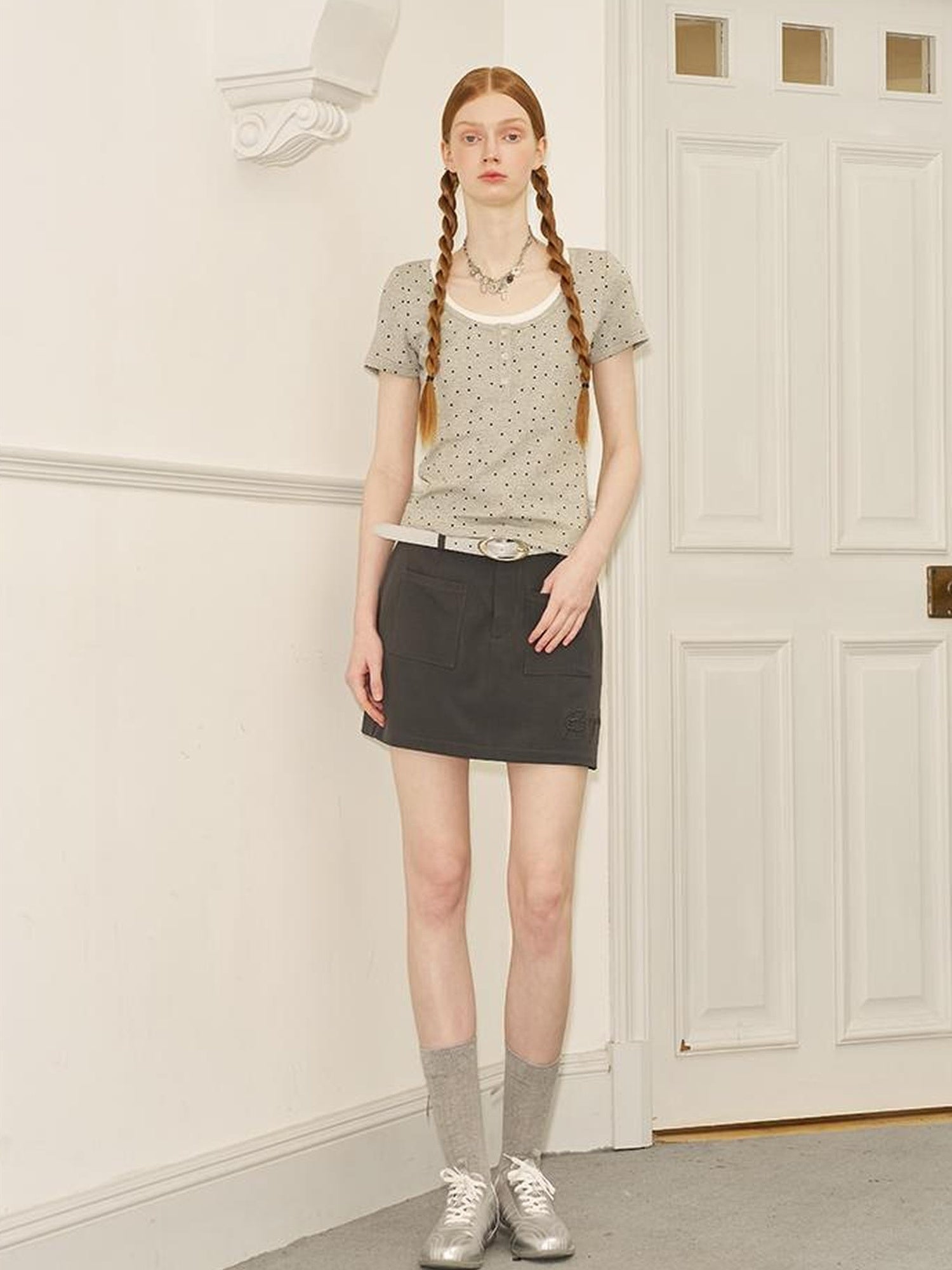 DIDDI MODA Polka Dot Mock Neck Contrast Trim Fitted Tee