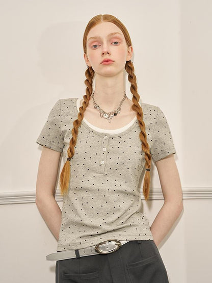 DIDDI MODA Polka Dot Mock Neck Contrast Trim Fitted Tee