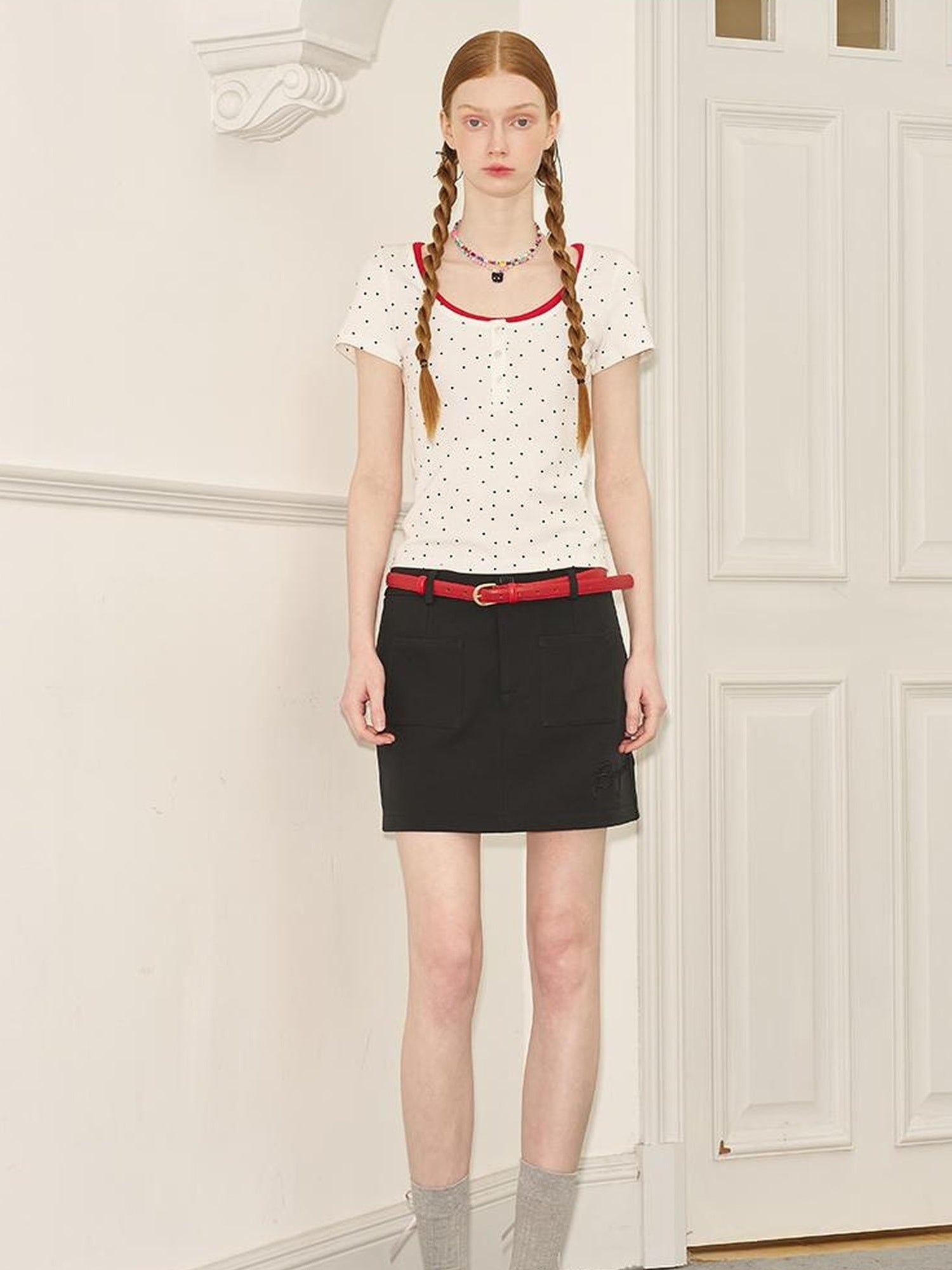 DIDDI MODA Polka Dot Mock Neck Contrast Trim Fitted Tee
