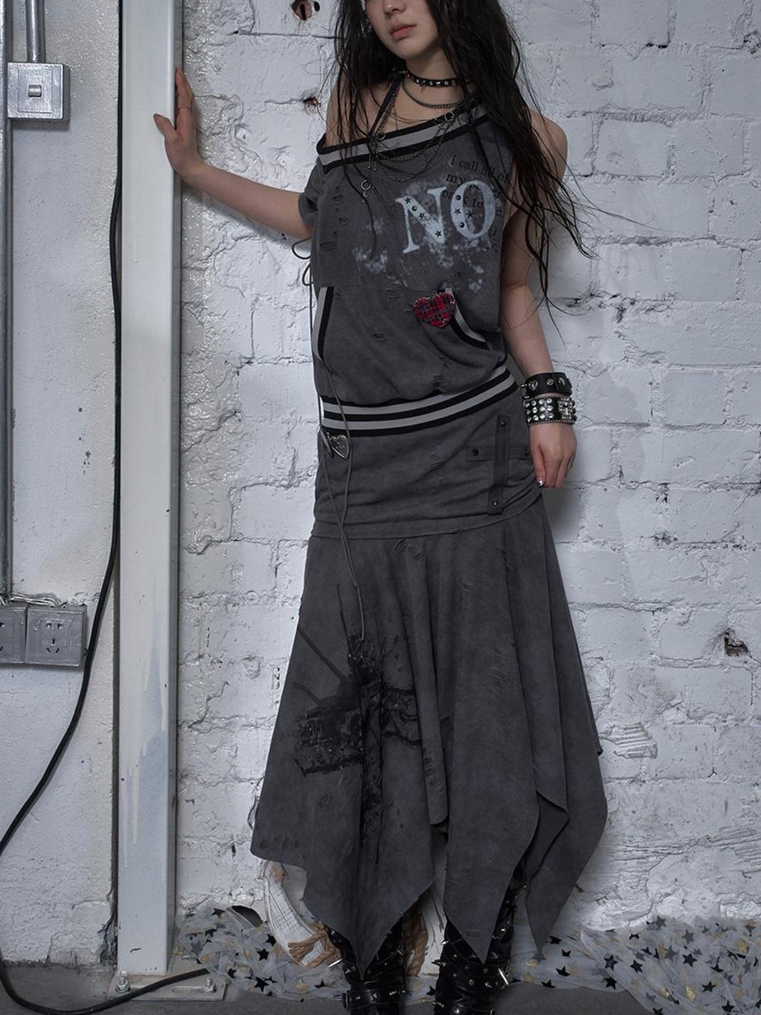 NO ROMANCE Punk Detachable Hem Sleeveless Bodycon Dress