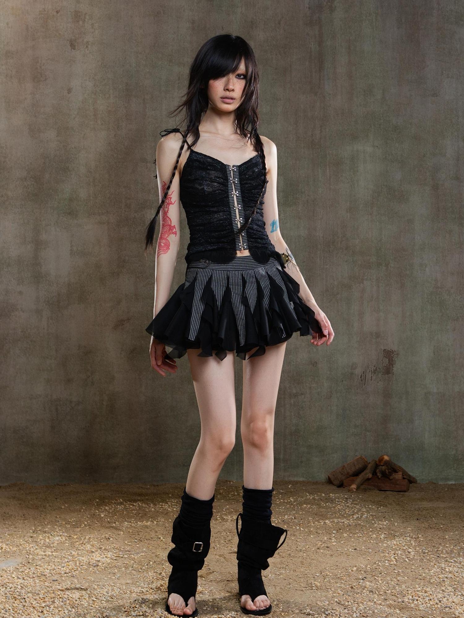 ARIADNAw Punk Gothic Pleated Asymmetrical Low Waist Skirt