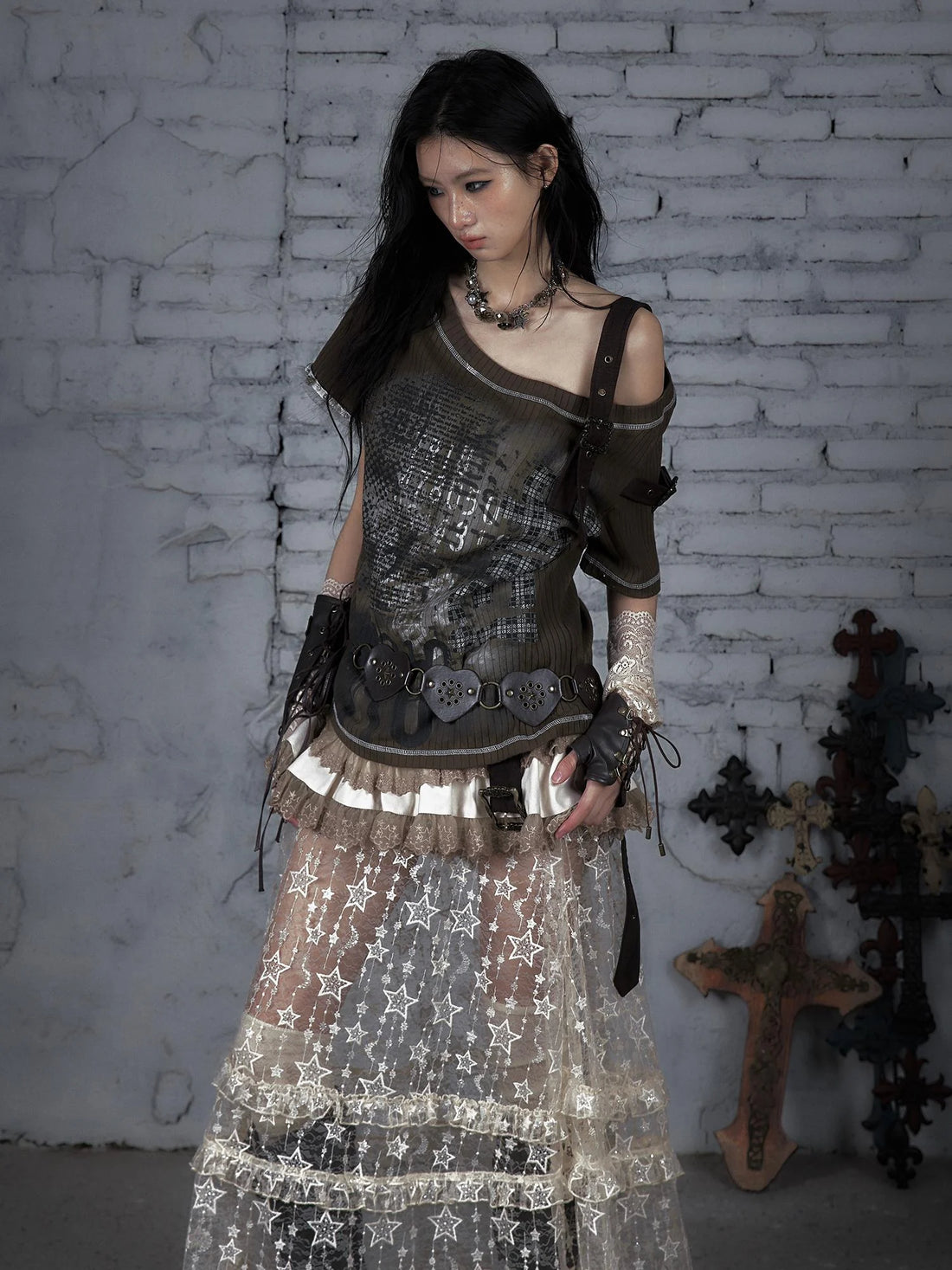 Punk Military Asymmetrical Sleeve Print Loose Knit T-Shirt