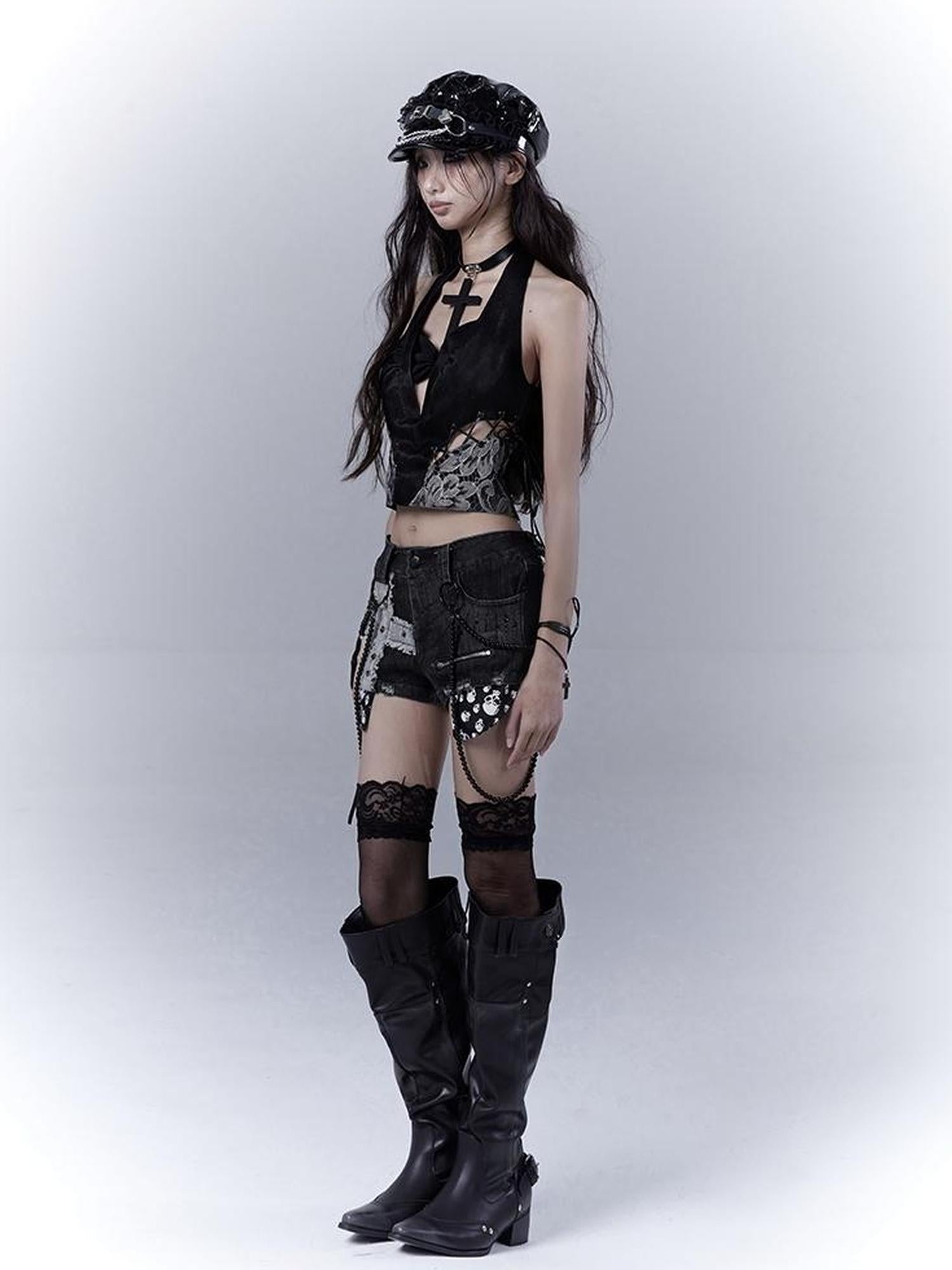 WSW WUSHENWU Punk Rivet Low Rise Denim Shorts With Detachable Pearl Chain