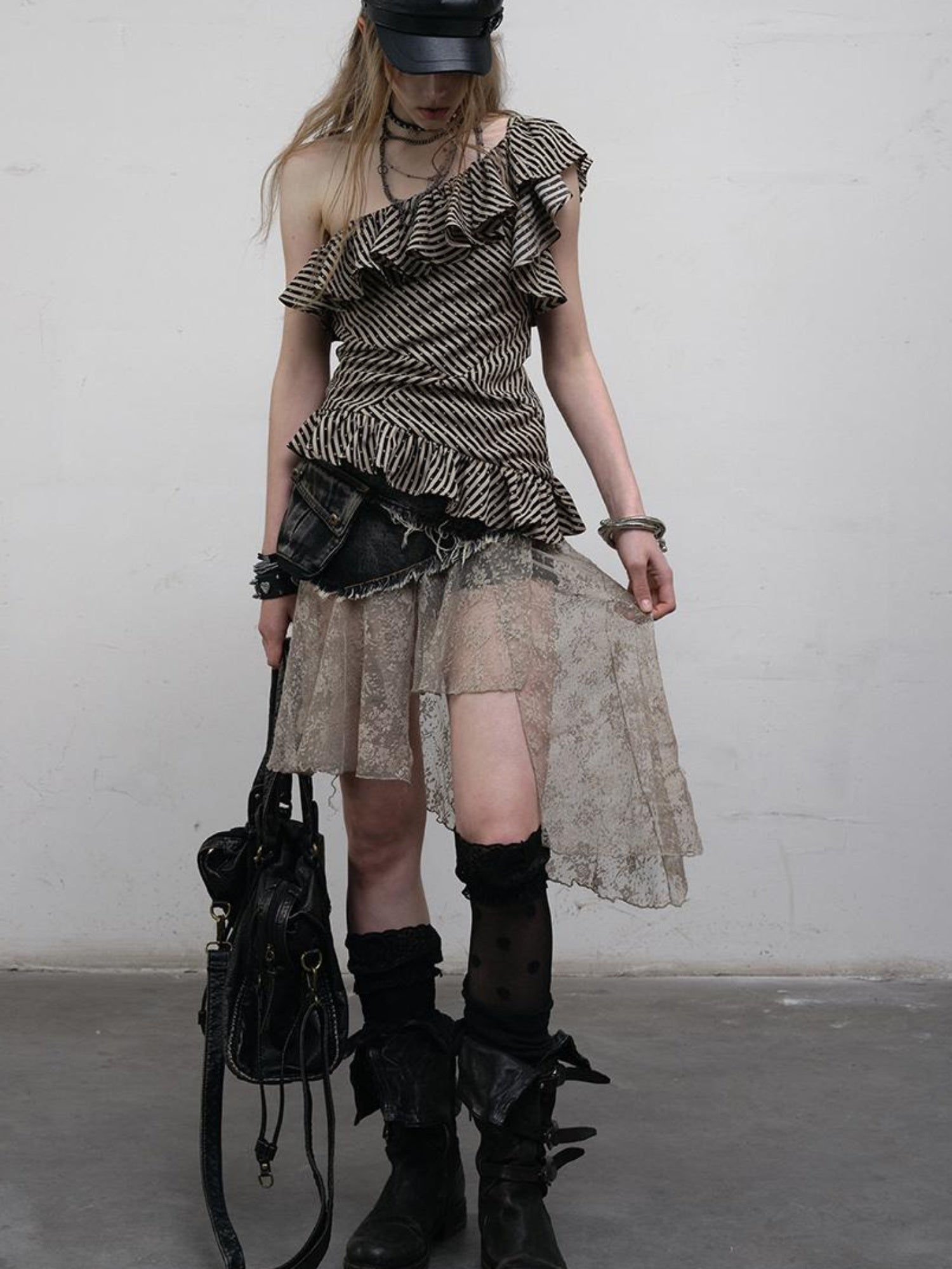 NO ROMANCE Punk Striped Asymmetrical Off-Shoulder Lace Trim Vest Top