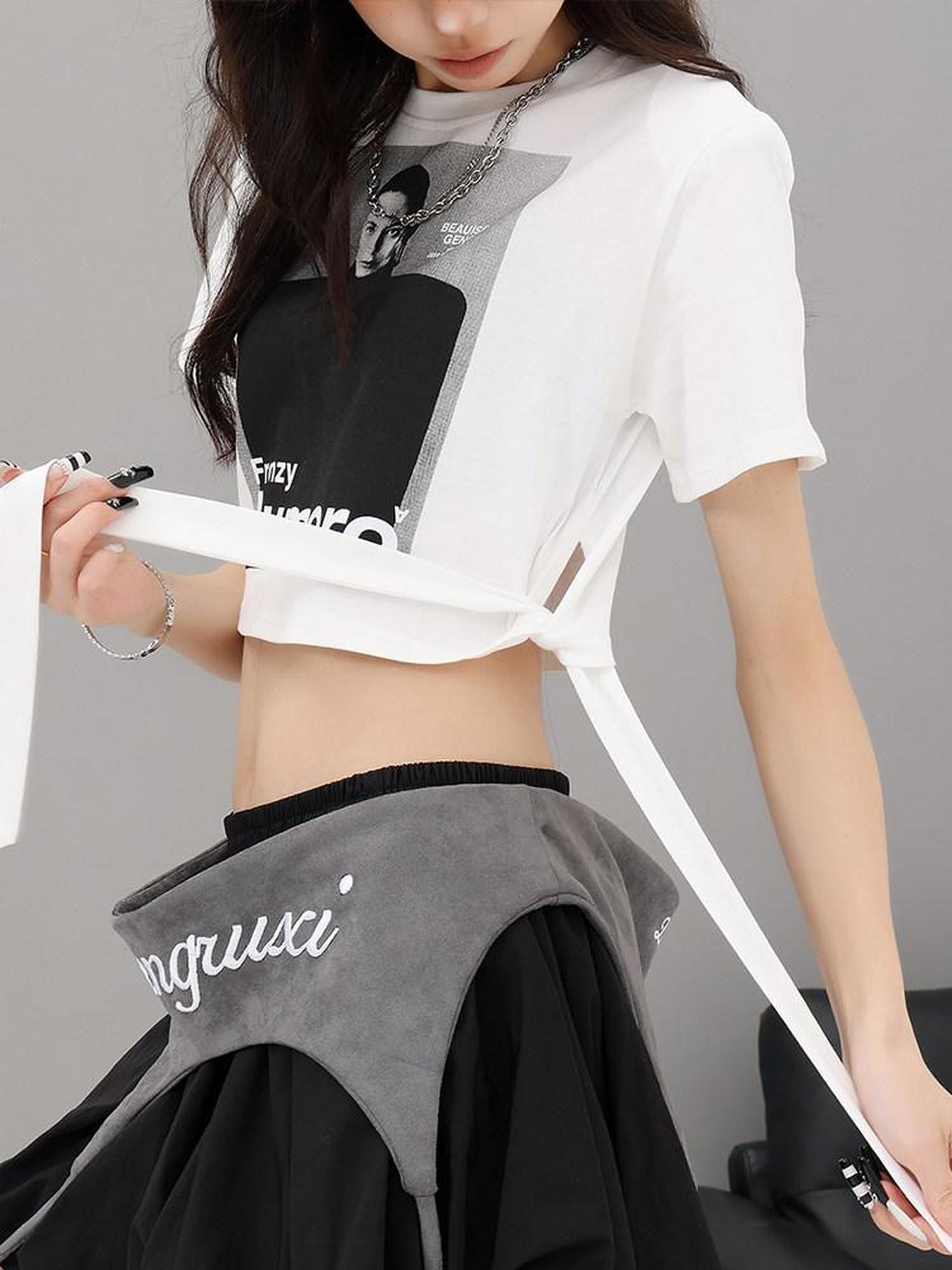 QIUQIU STUDIO American Character Letter Print Tie Waist Round Neck Women&