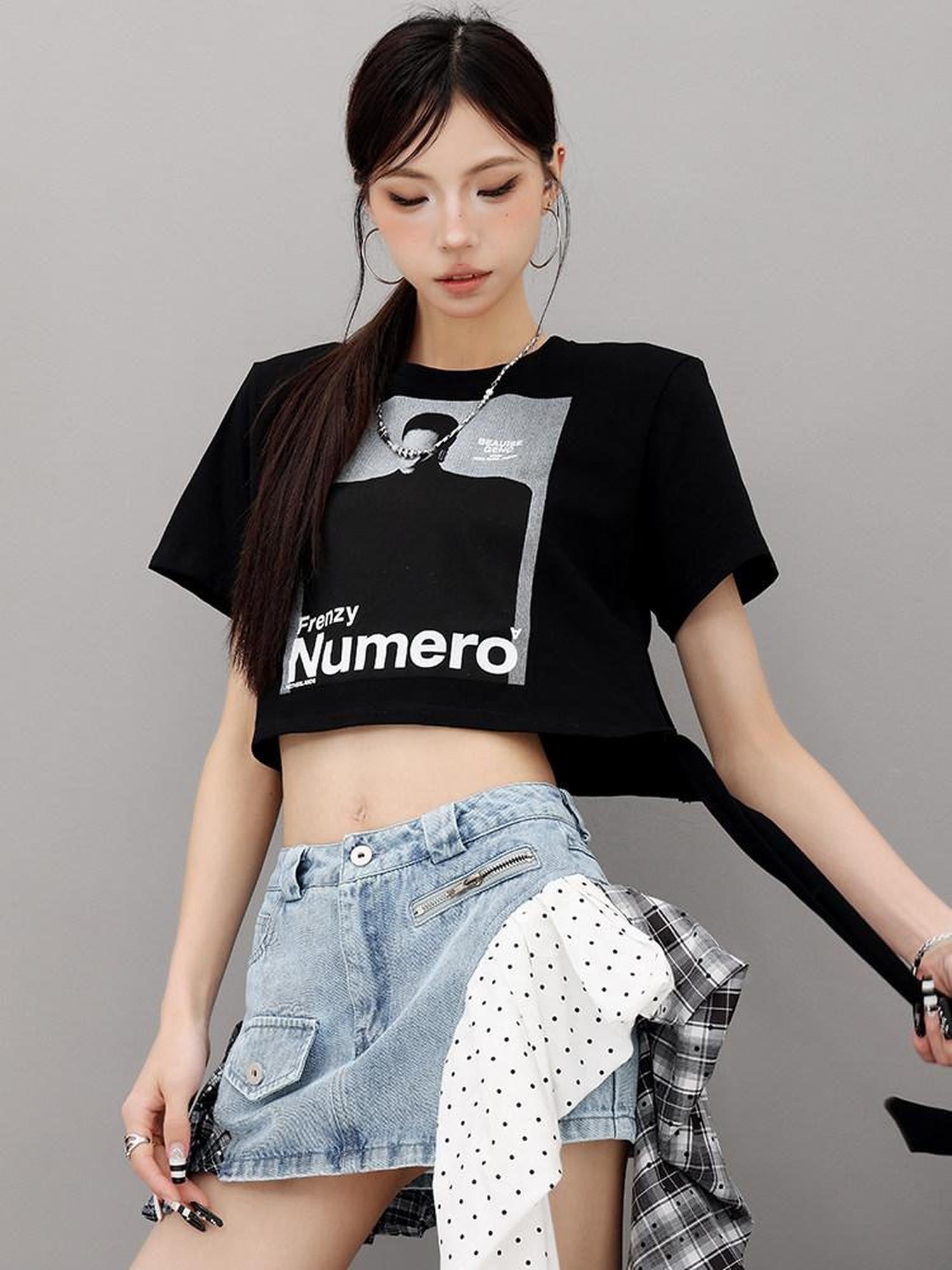QIUQIU STUDIO American Printed Tie Front Slim Fit Short Sleeve Crew Neck Women&