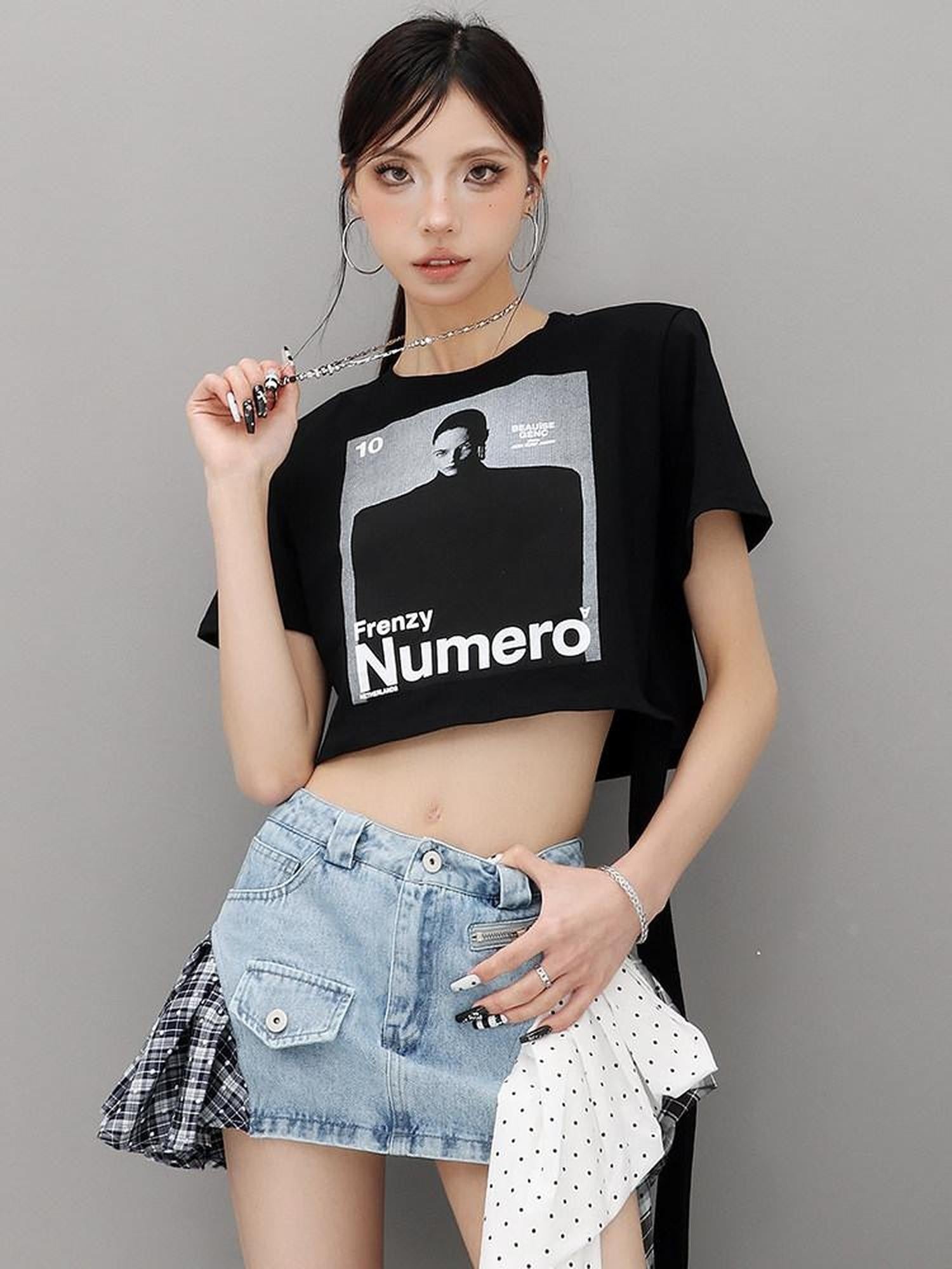 QIUQIU STUDIO American Printed Tie Front Slim Fit Short Sleeve Crew Neck Women&