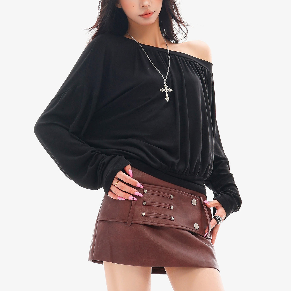 QIUQIU_STUDIO_Asymmetric_Off_Shoulder_Ruched_Slim_Fit_Women&